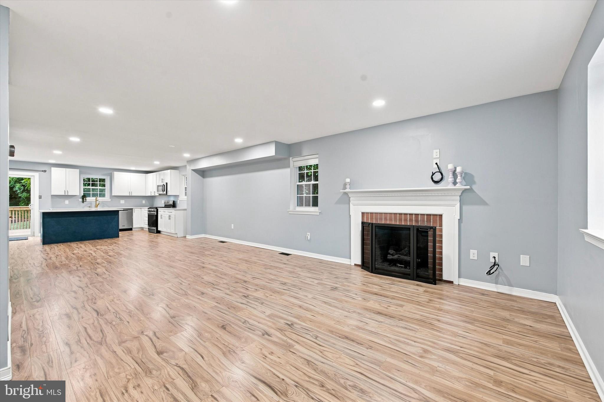 621 COATES LANE