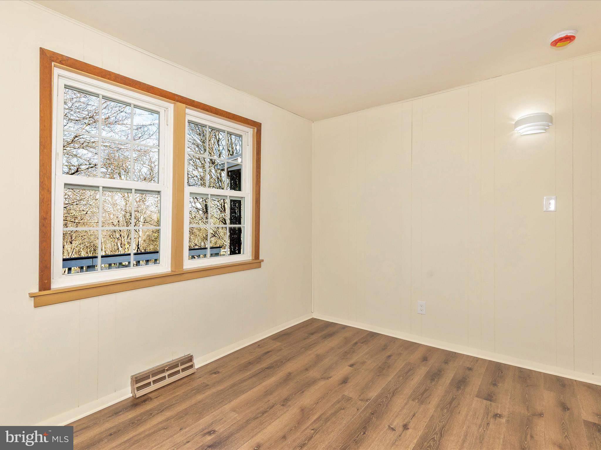 LEITERSBURG - Residential