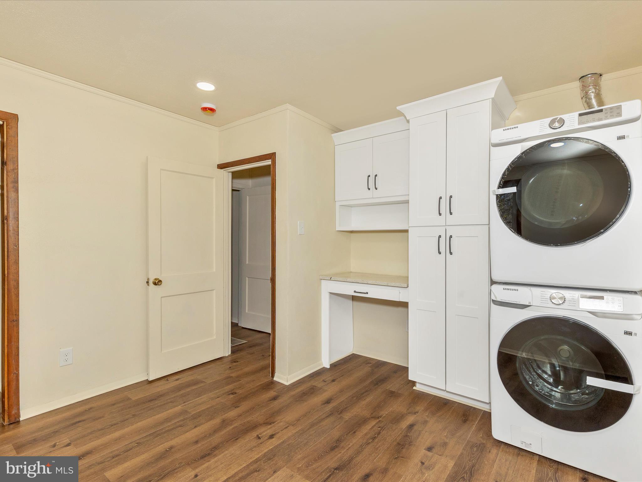 LEITERSBURG - Residential