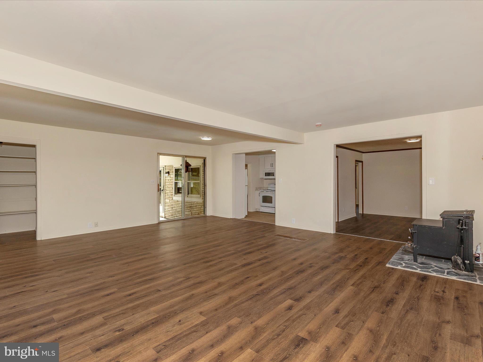 LEITERSBURG - Residential