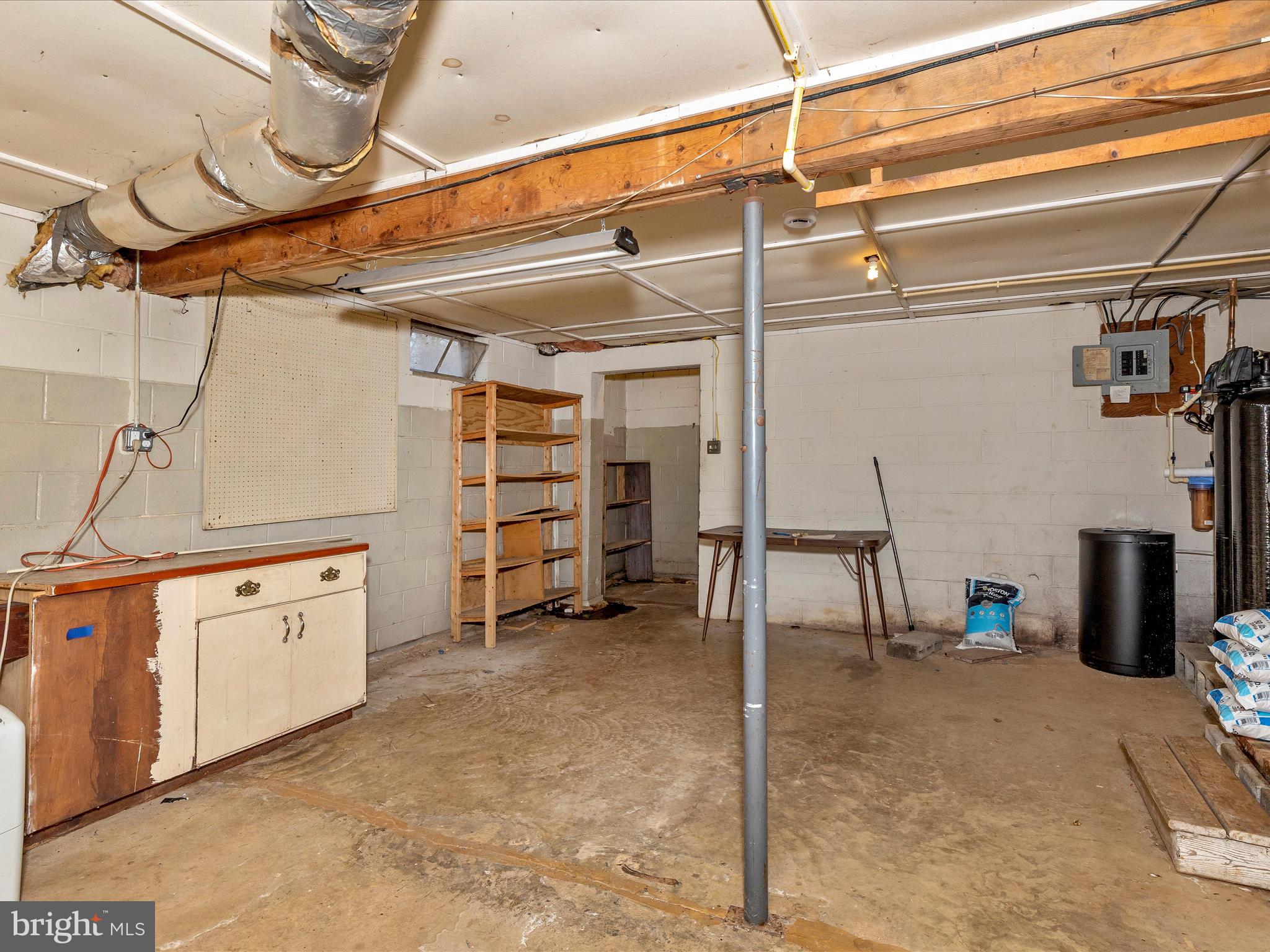 LEITERSBURG - Residential