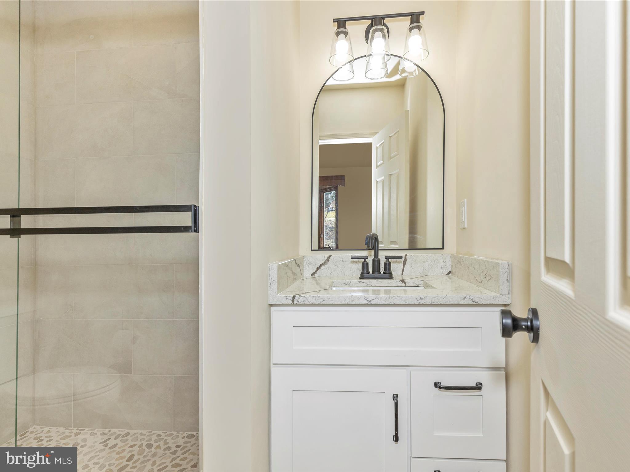 LEITERSBURG - Residential