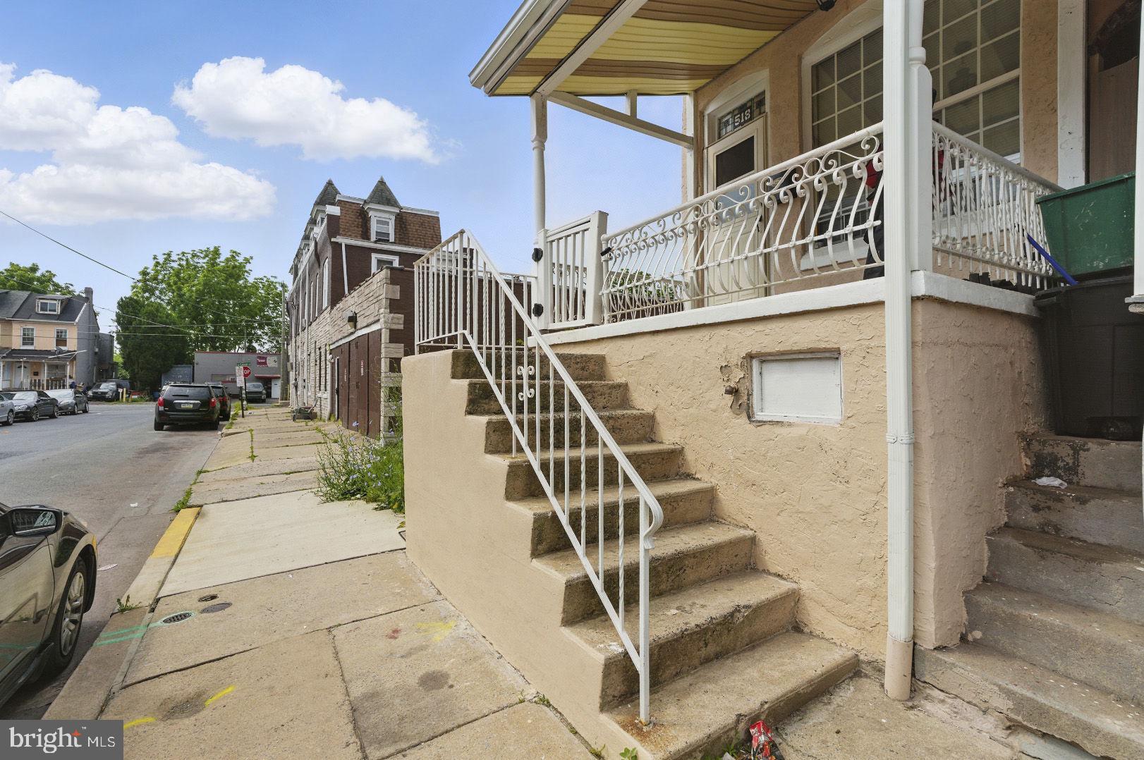 518 GORDON STREET