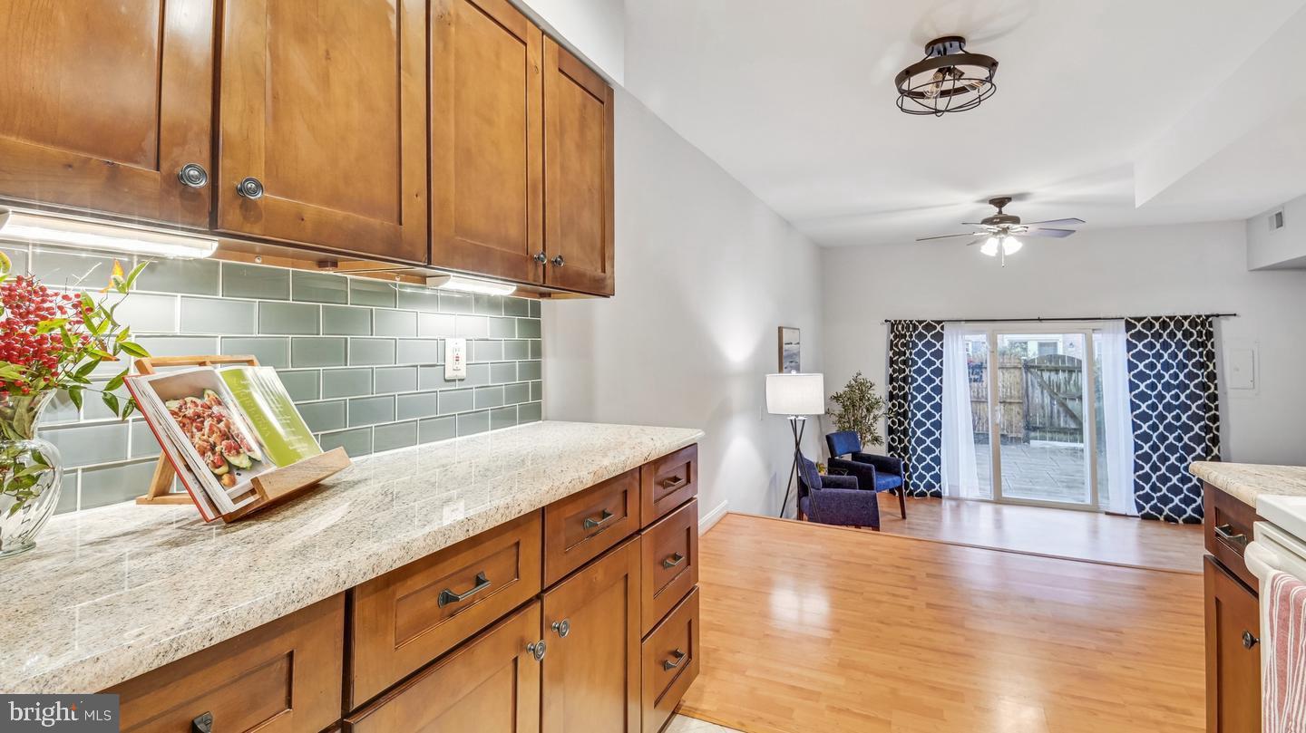 CARDINAL FOREST - Residential Lease