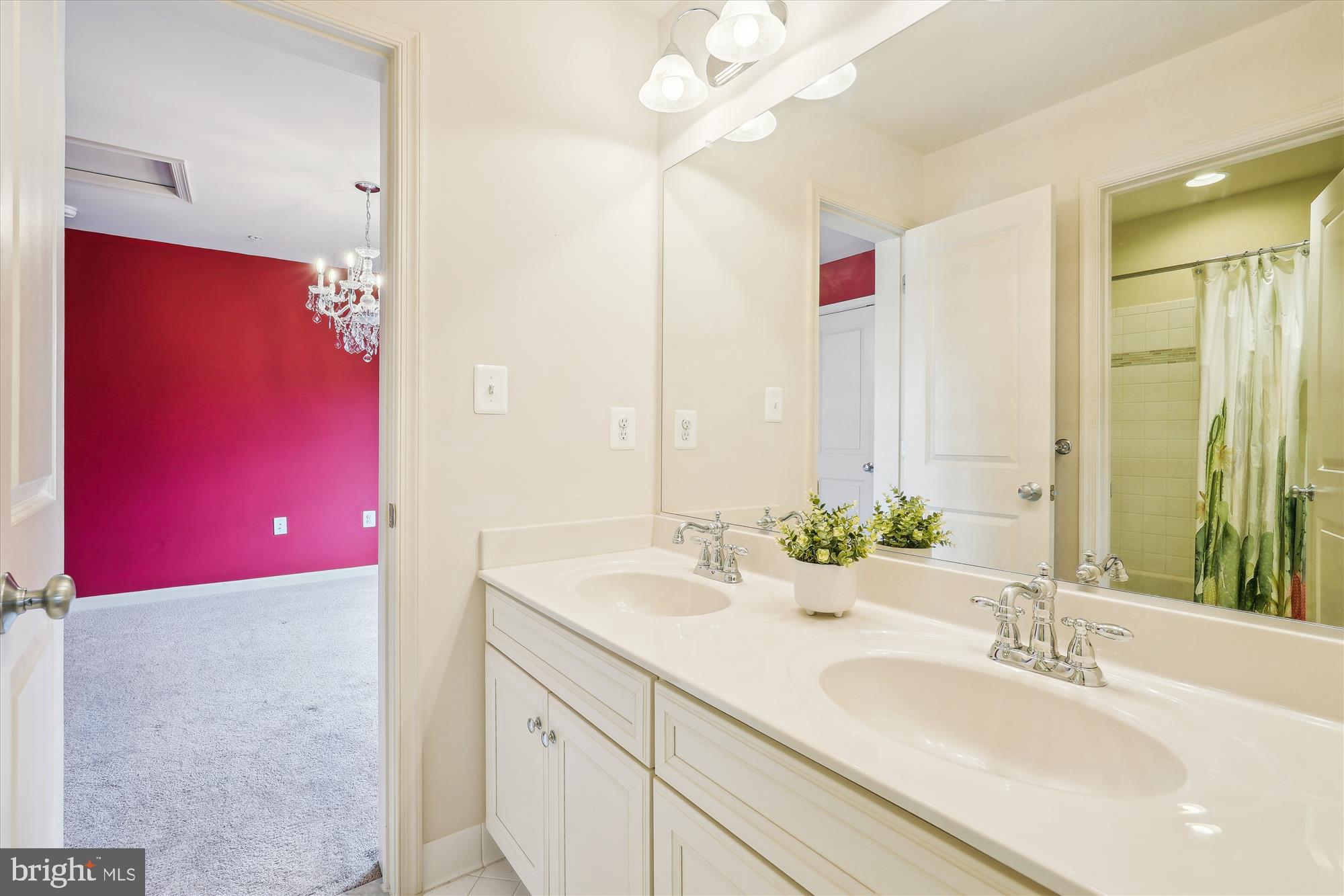 POPLAR RUN - Residential