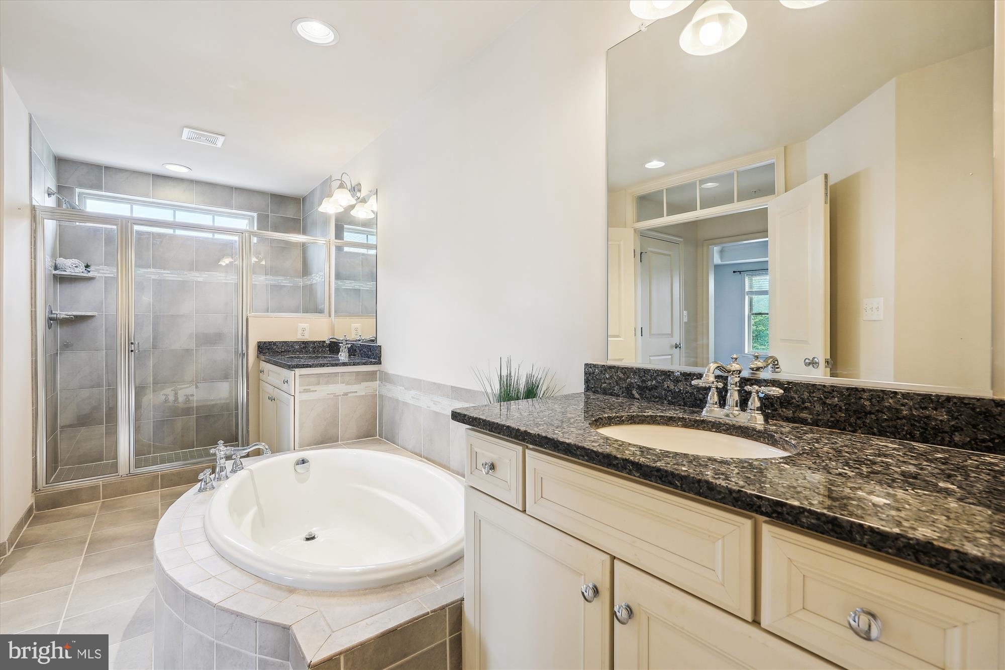 POPLAR RUN - Residential