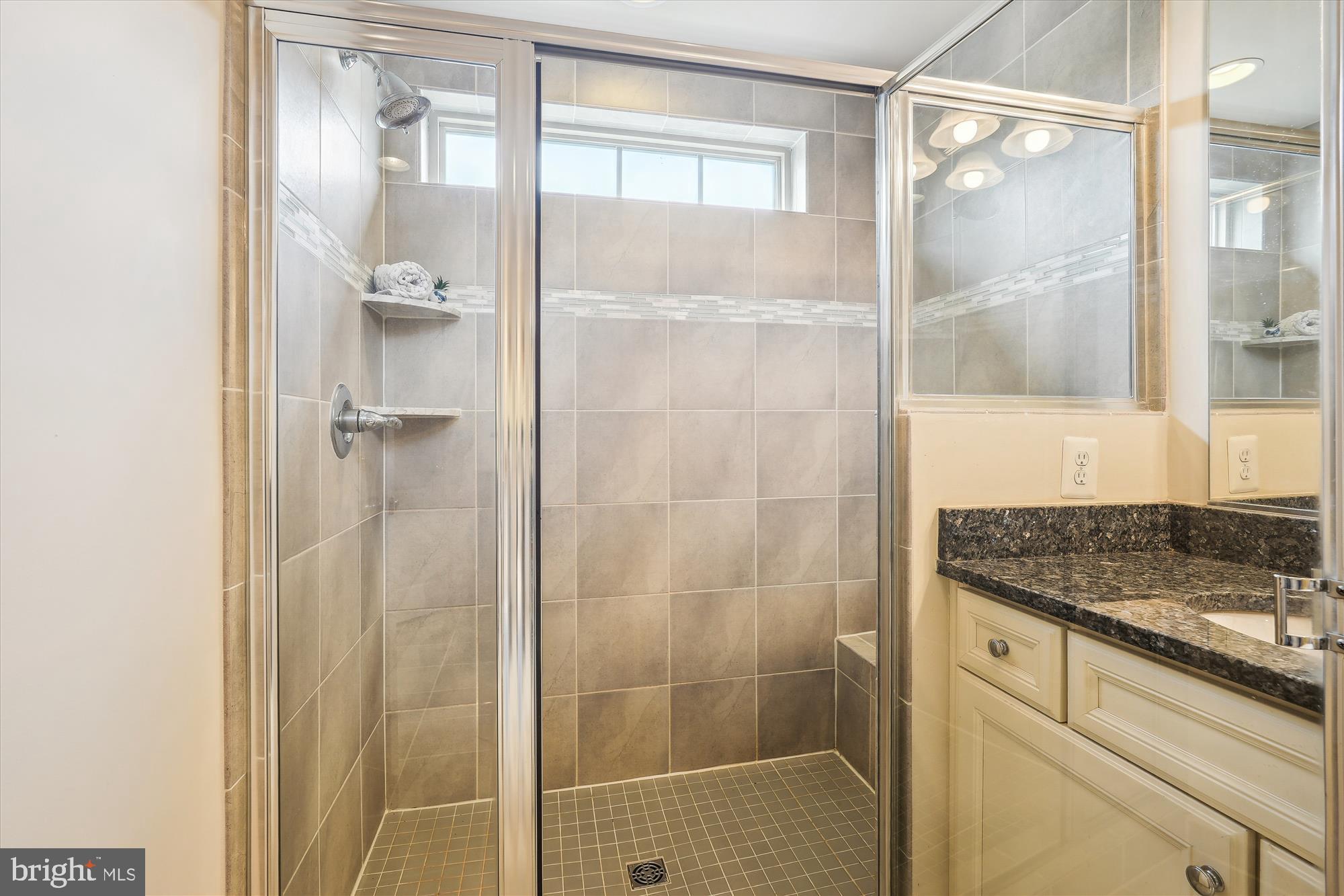 POPLAR RUN - Residential