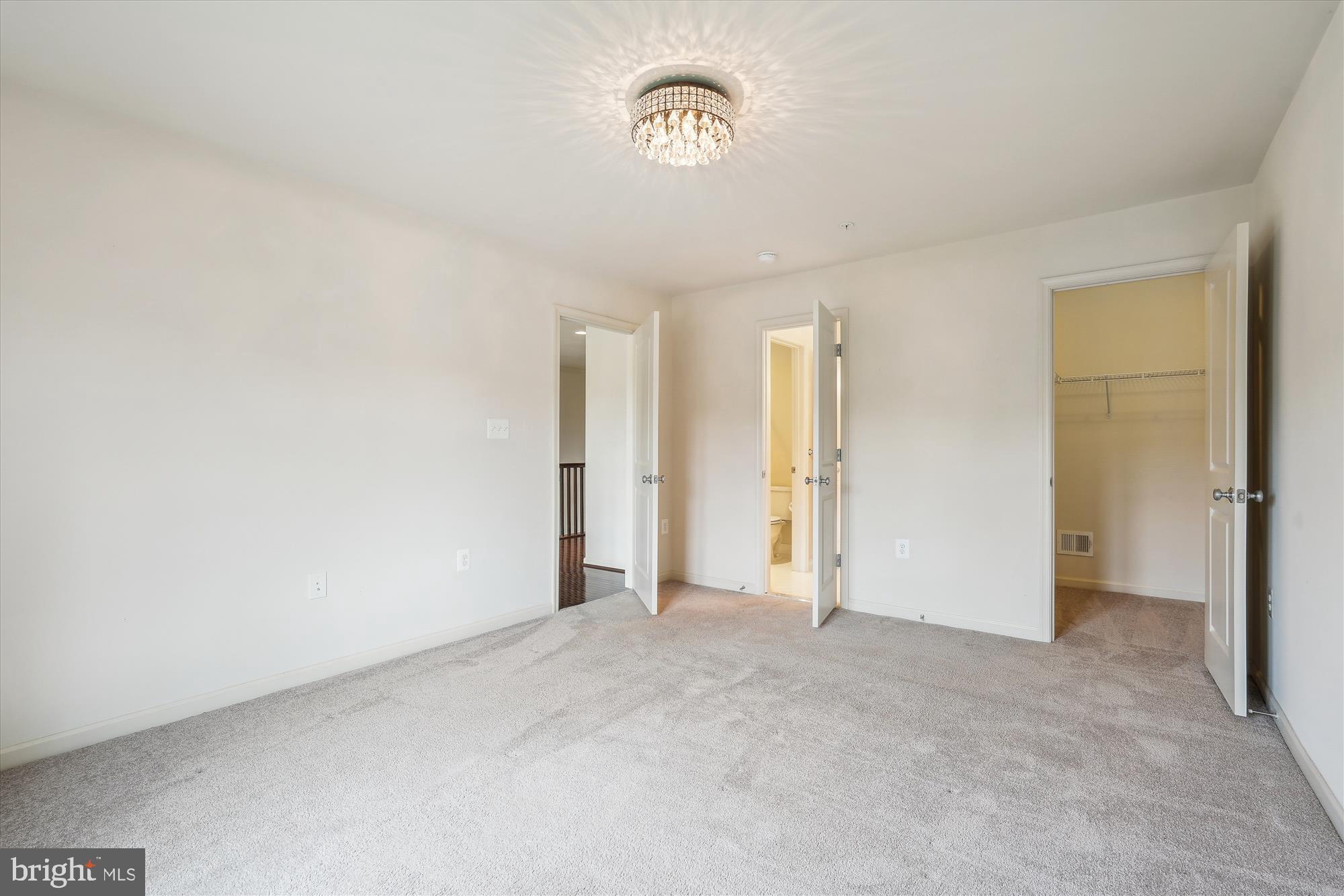 POPLAR RUN - Residential