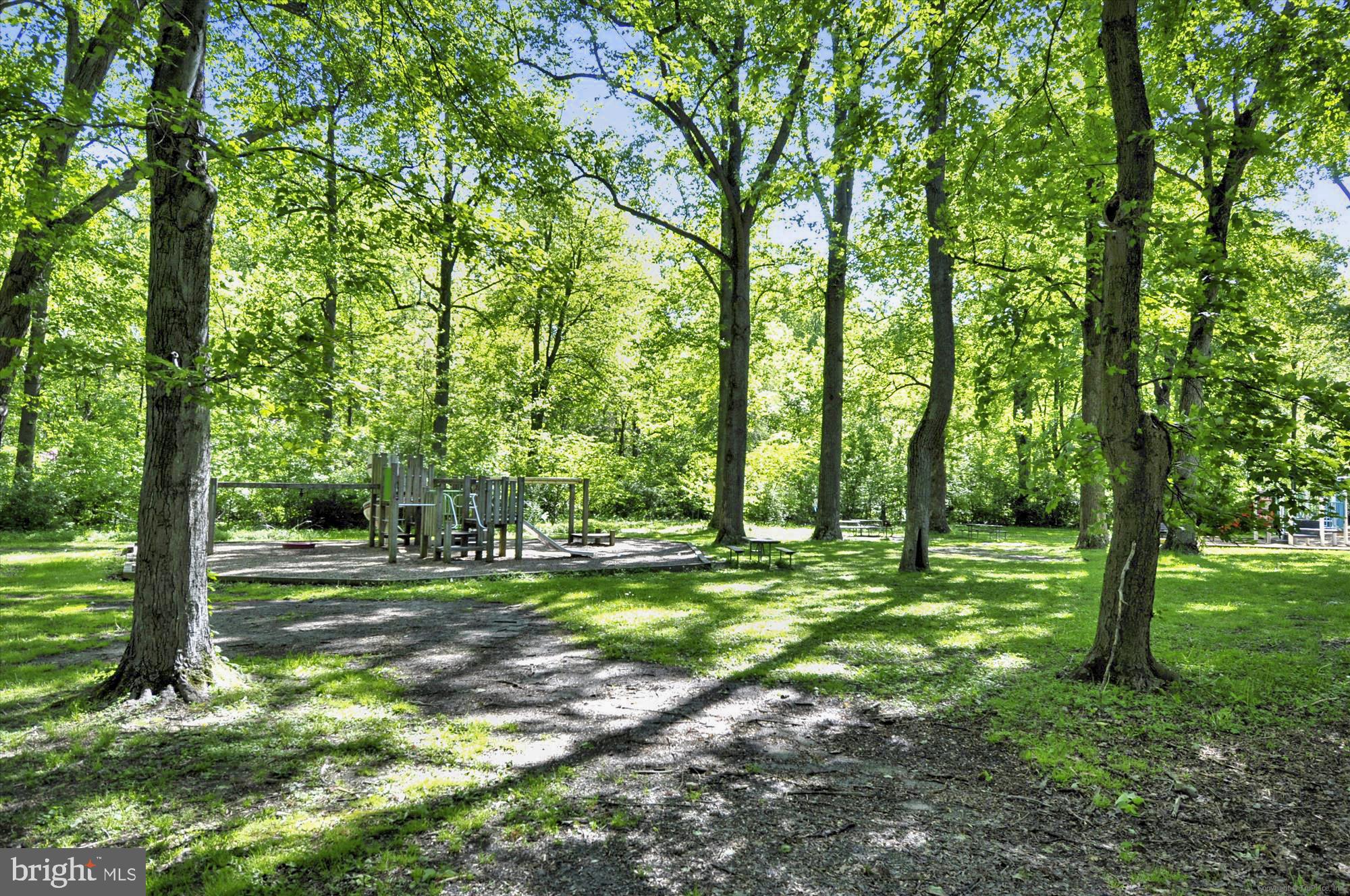 POPLAR RUN - Residential