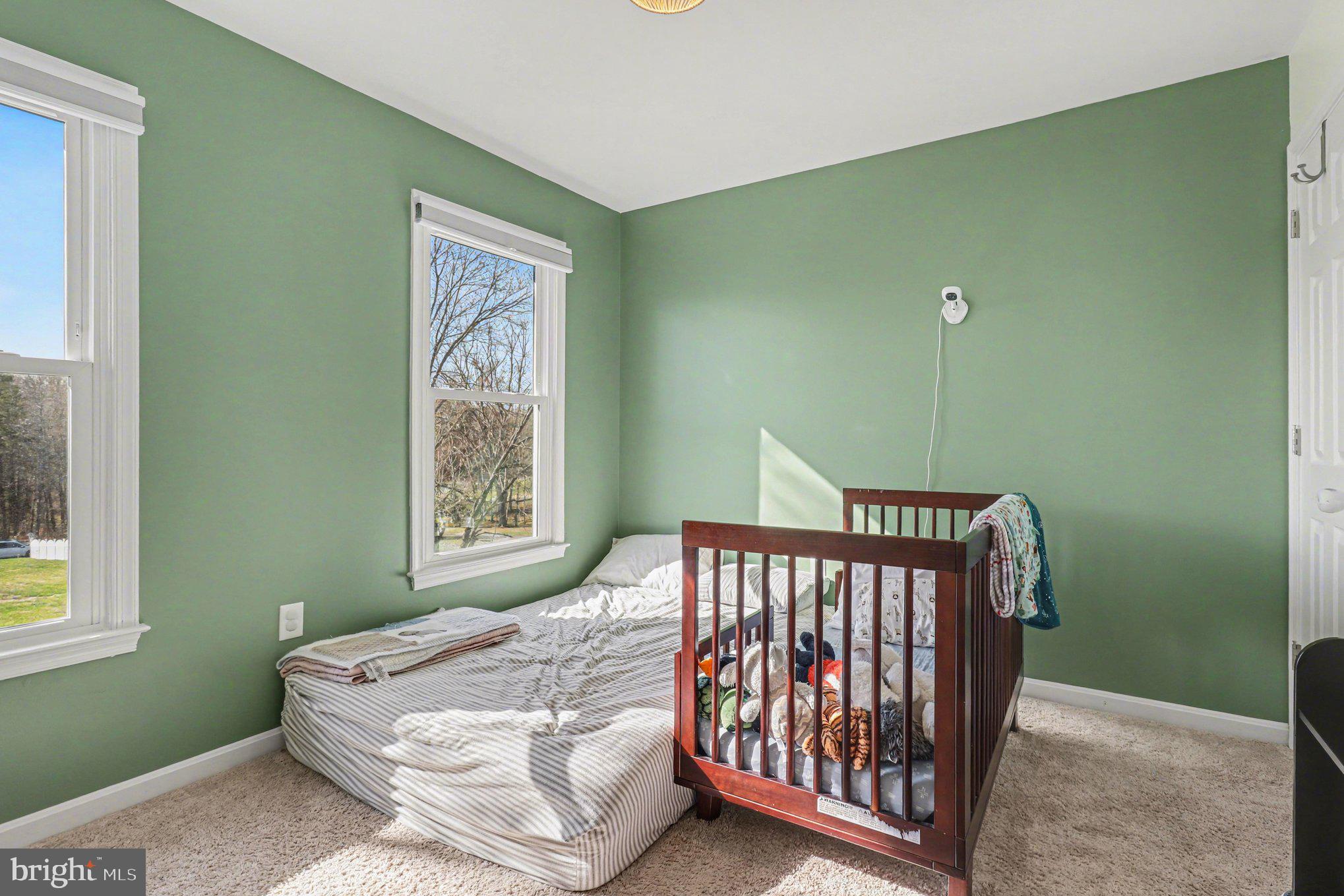 PIEDMONT SQUARE - Residential