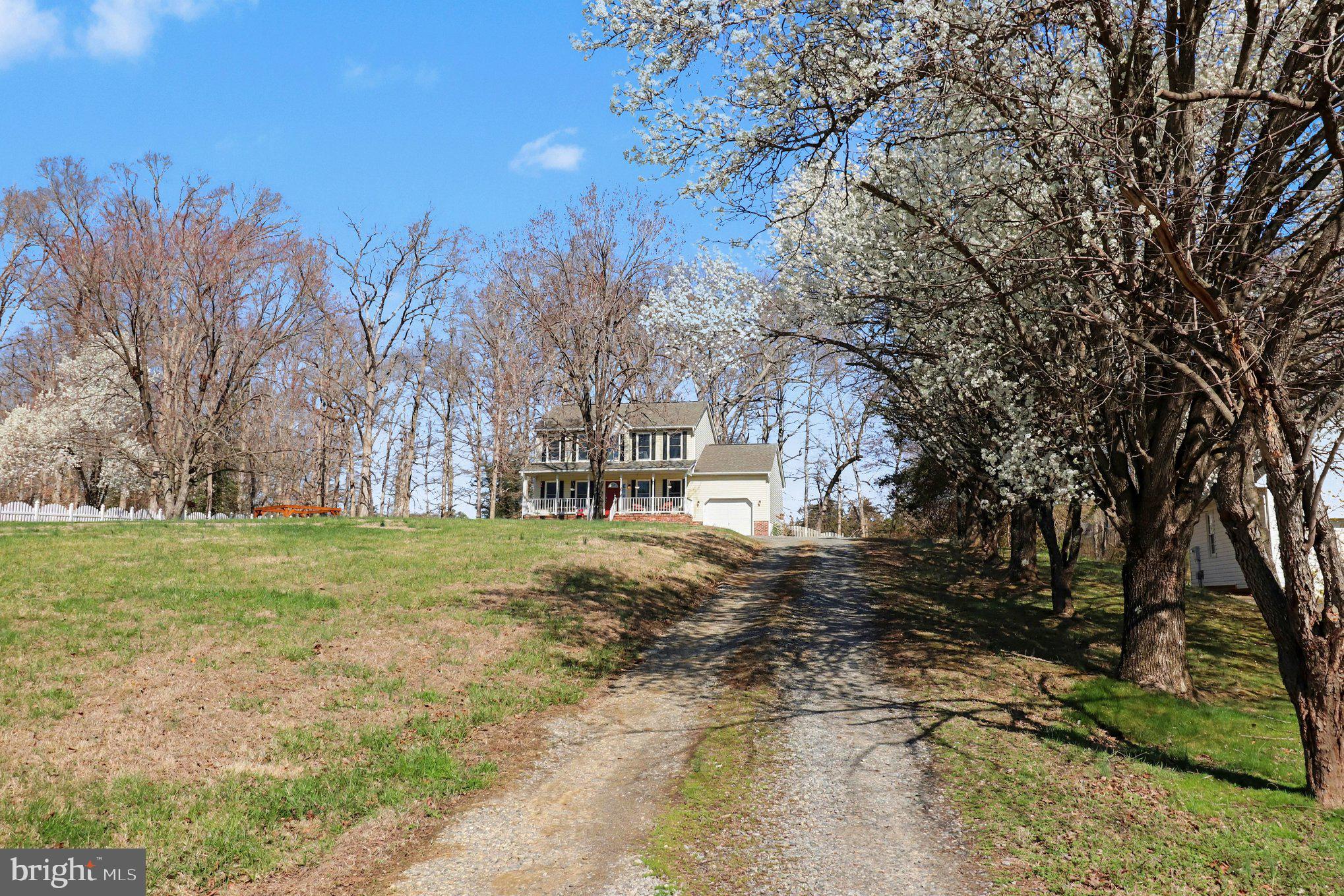 PIEDMONT SQUARE - Residential