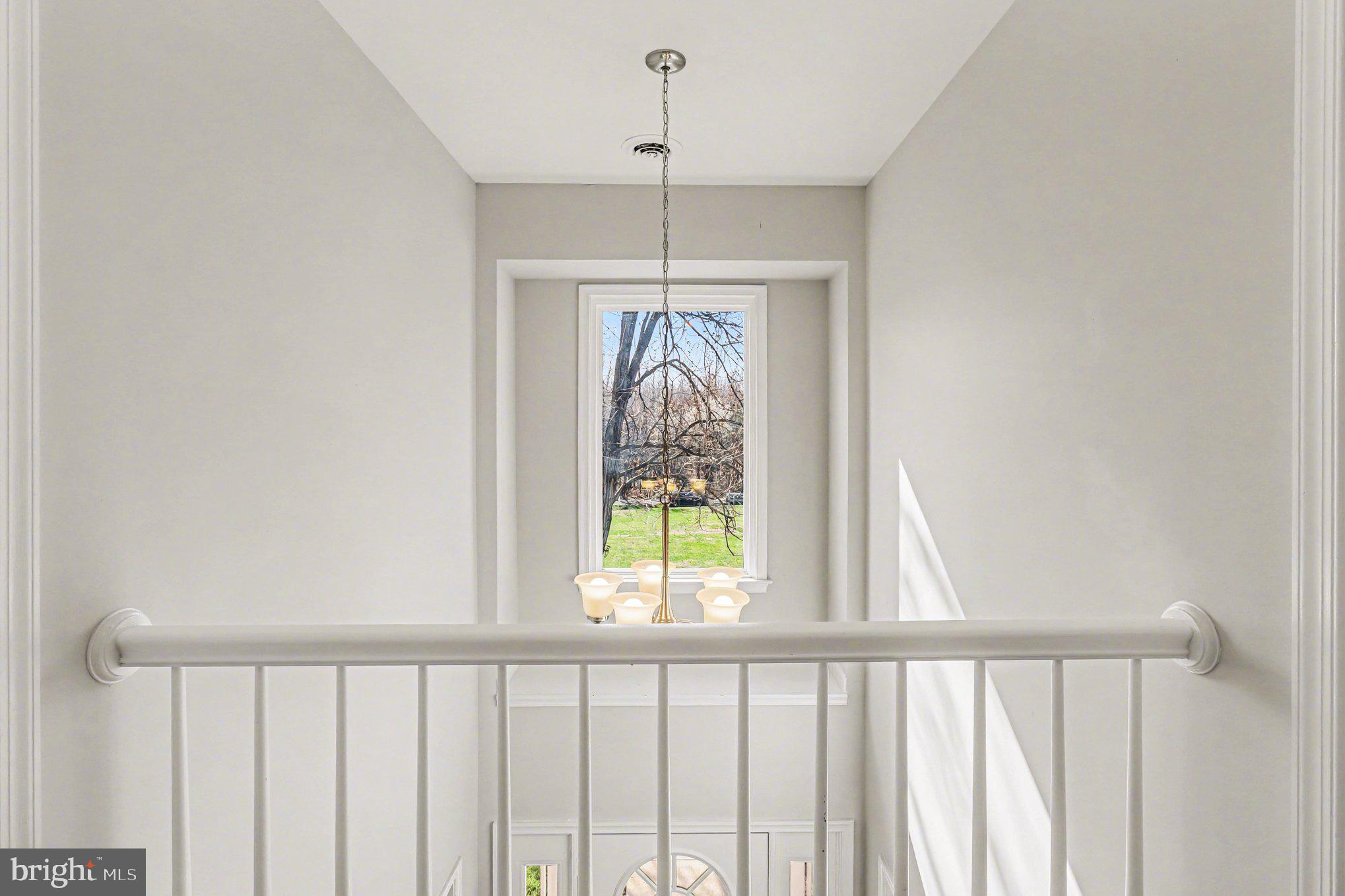 PIEDMONT SQUARE - Residential