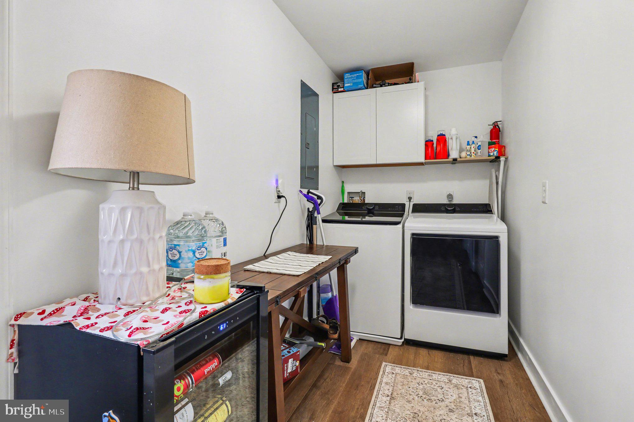 PIEDMONT SQUARE - Residential