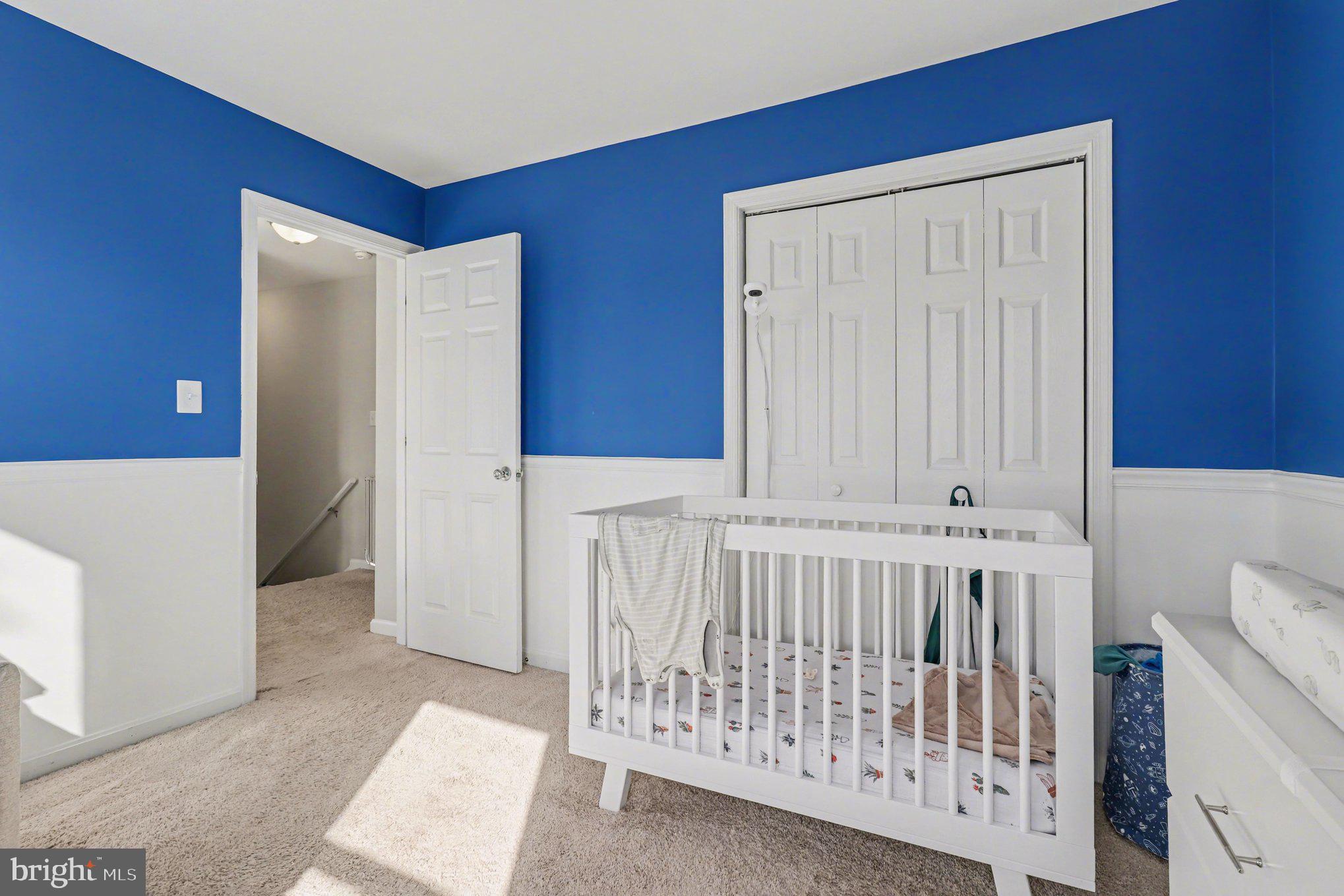 PIEDMONT SQUARE - Residential