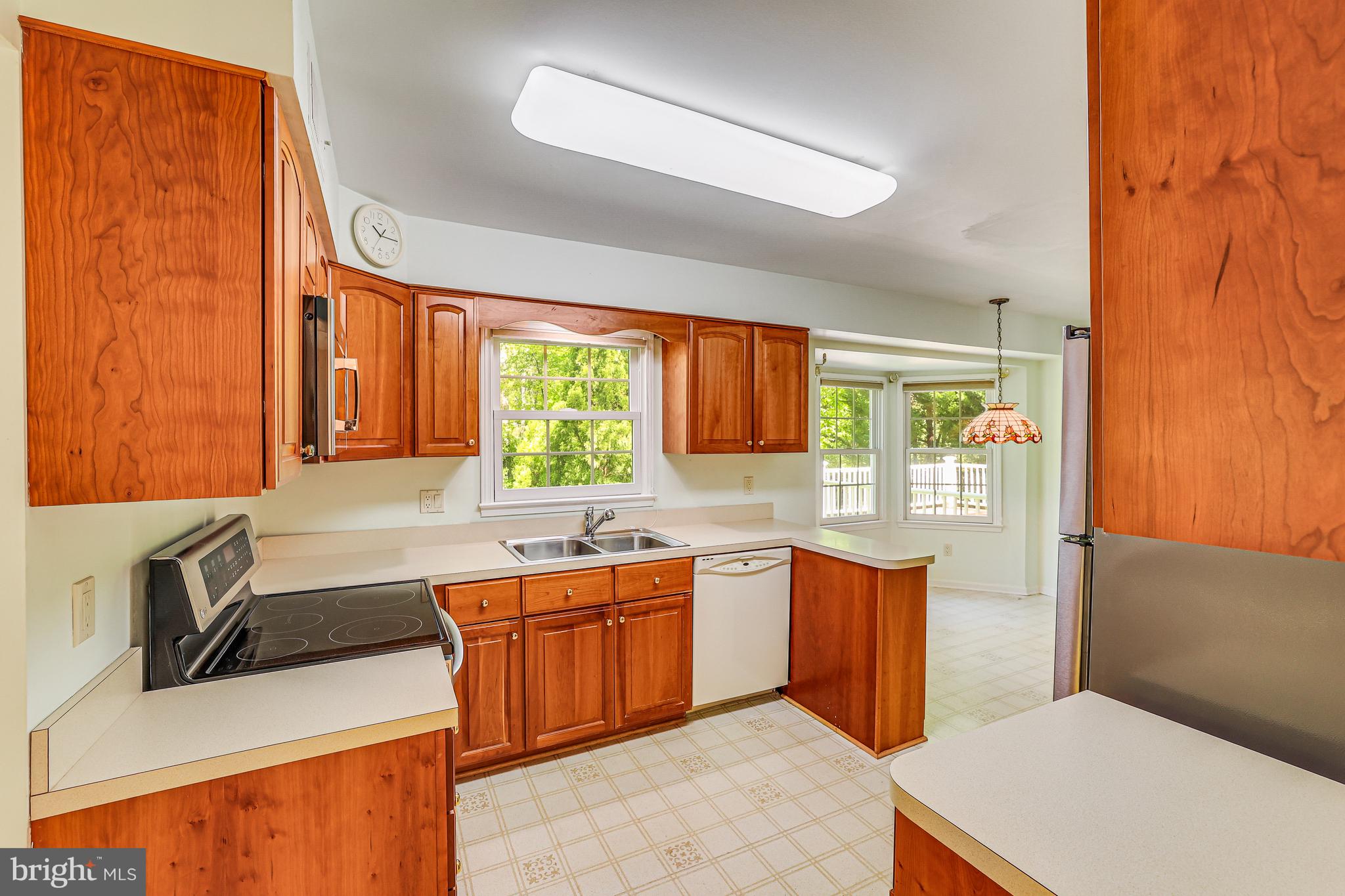 4322 WAKEFIELD DRIVE