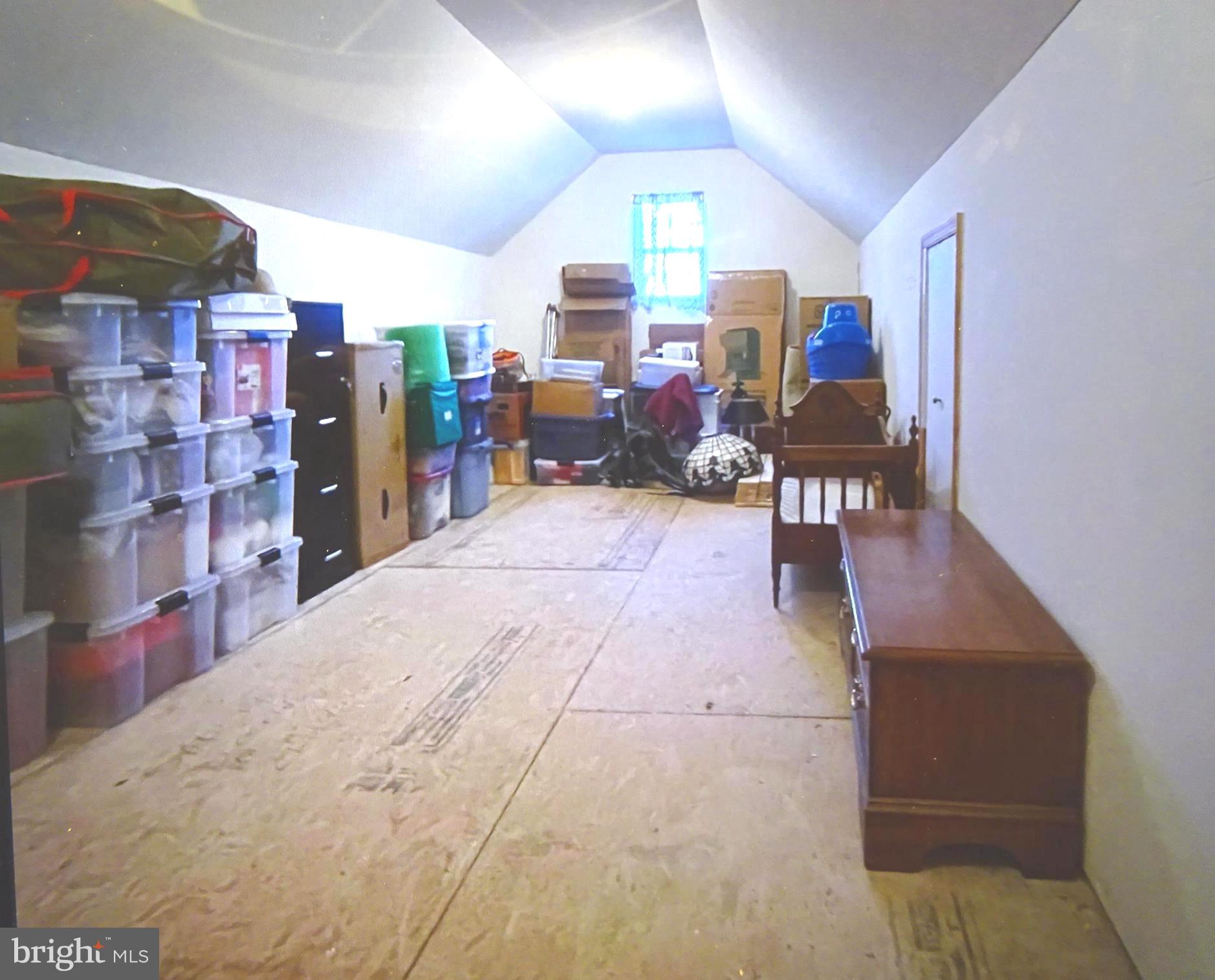 FOUR SEASONS IN HISTORIC VIRGINIA - Residential