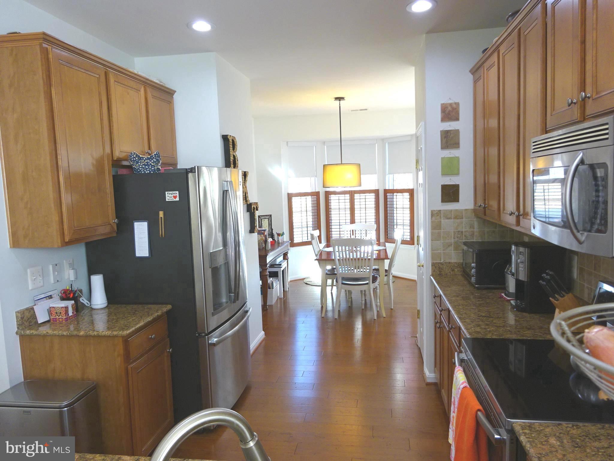 FOUR SEASONS IN HISTORIC VIRGINIA - Residential