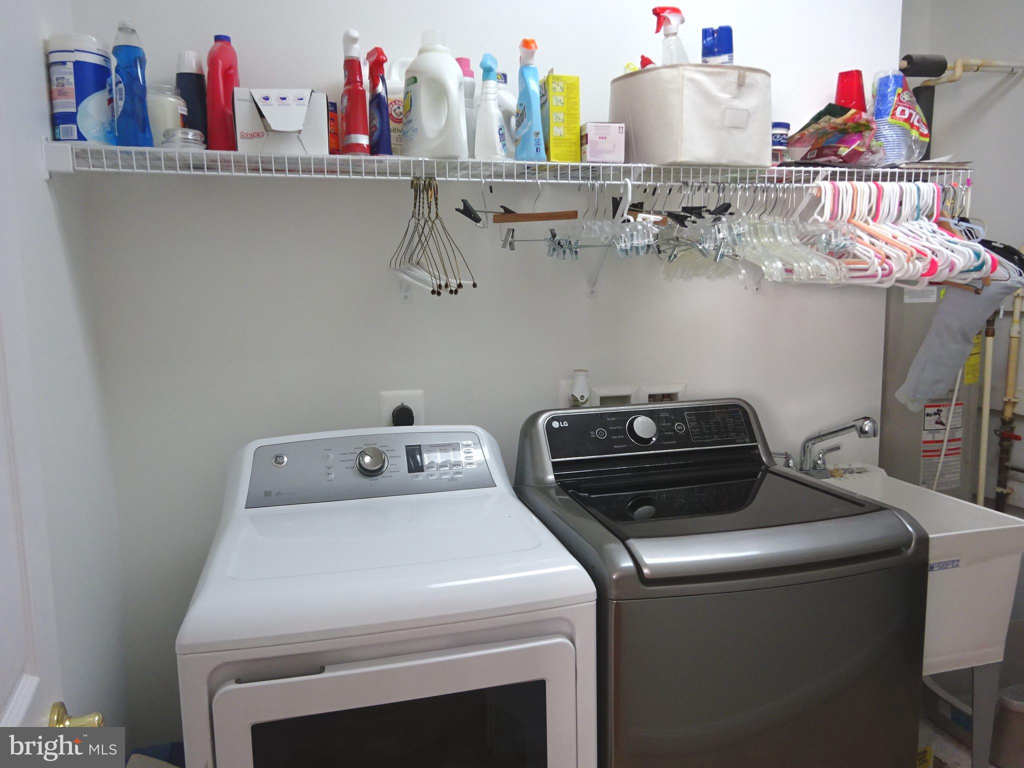 FOUR SEASONS IN HISTORIC VIRGINIA - Residential