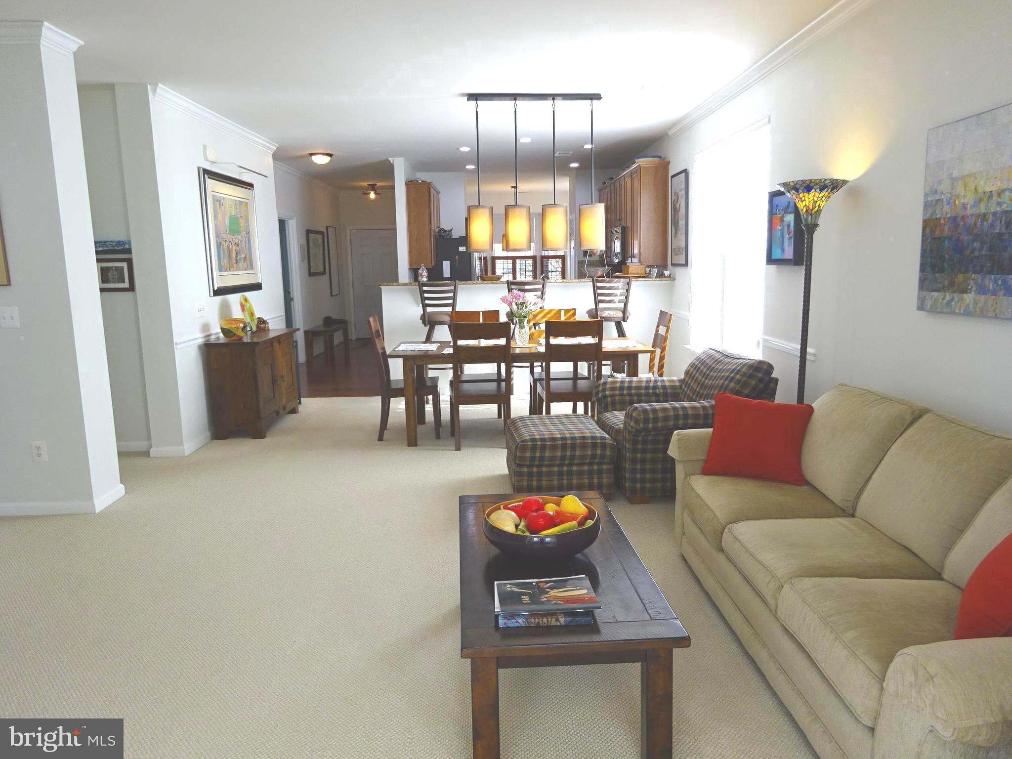 FOUR SEASONS IN HISTORIC VIRGINIA - Residential