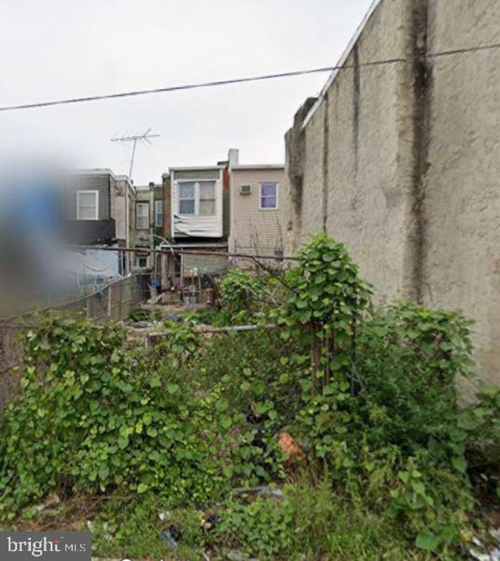 Photo of 2912 N Leithgow Street, PHILADELPHIA, PA 19133 (MLS # PAPH2579142)