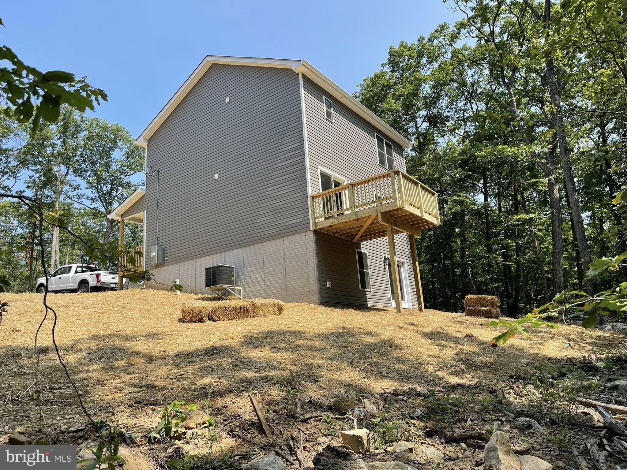 115 MOUNTAIN LODGE DRIVE