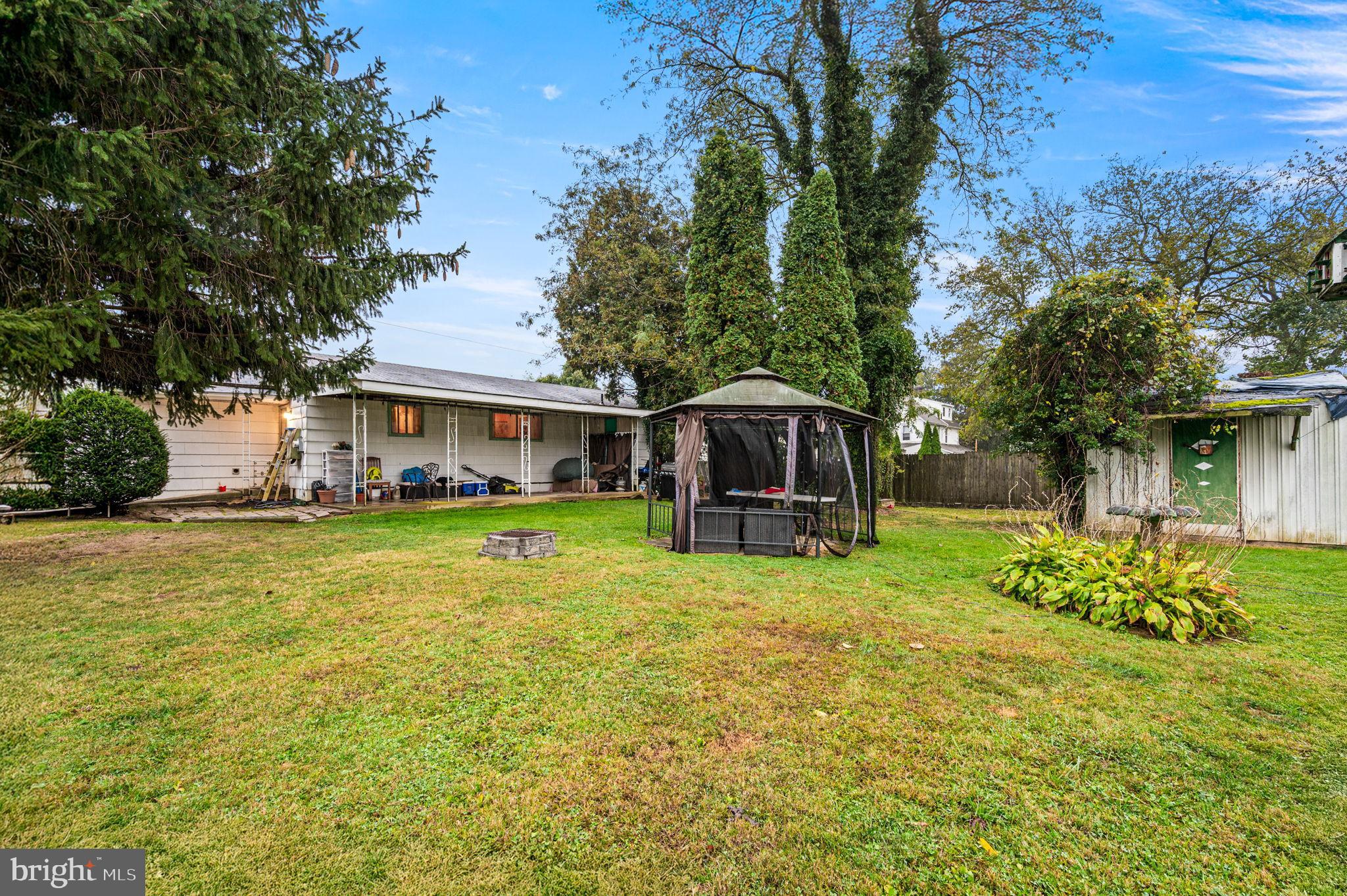 NORTH HILLS - Residential