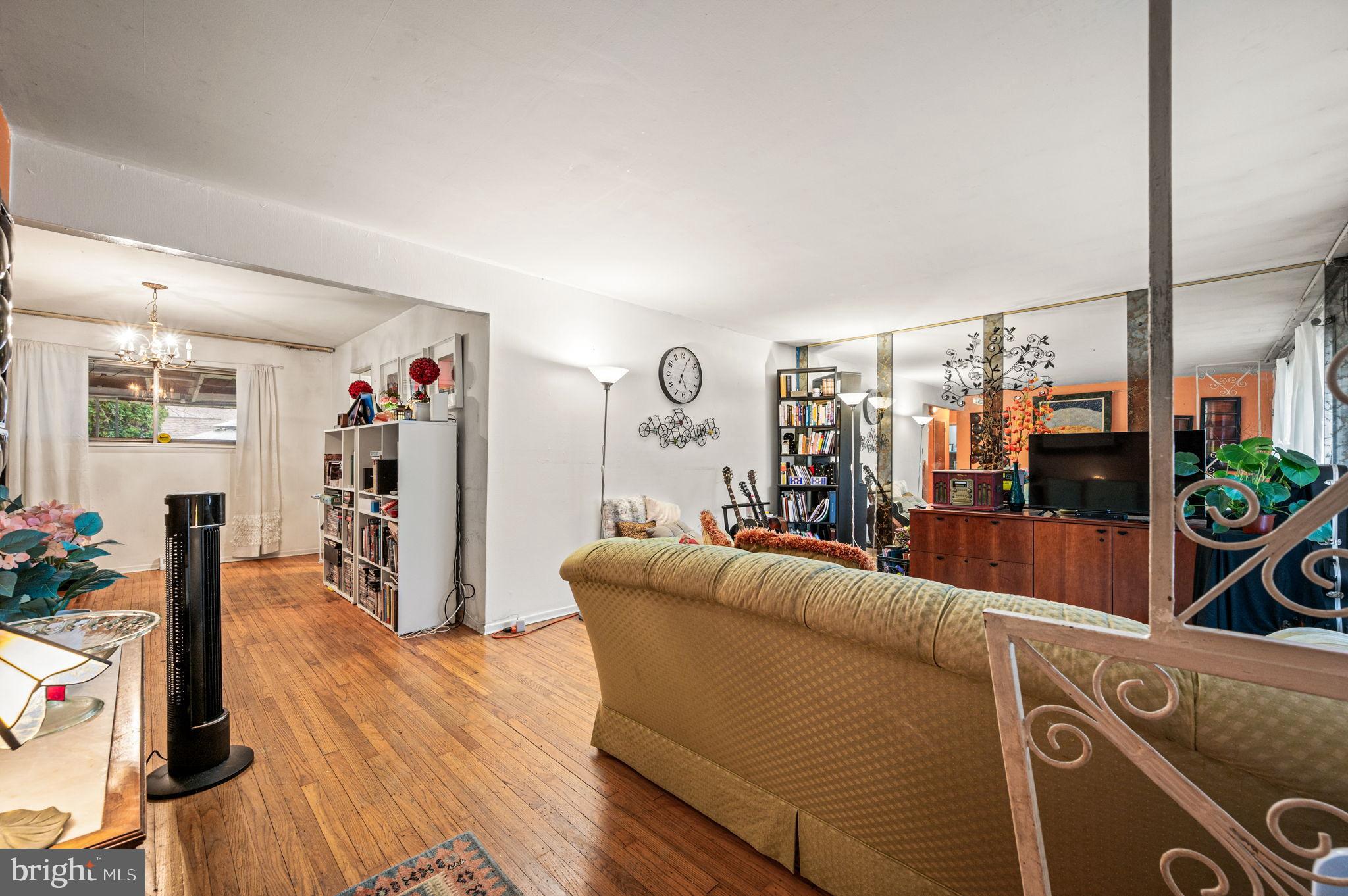 NORTH HILLS - Residential