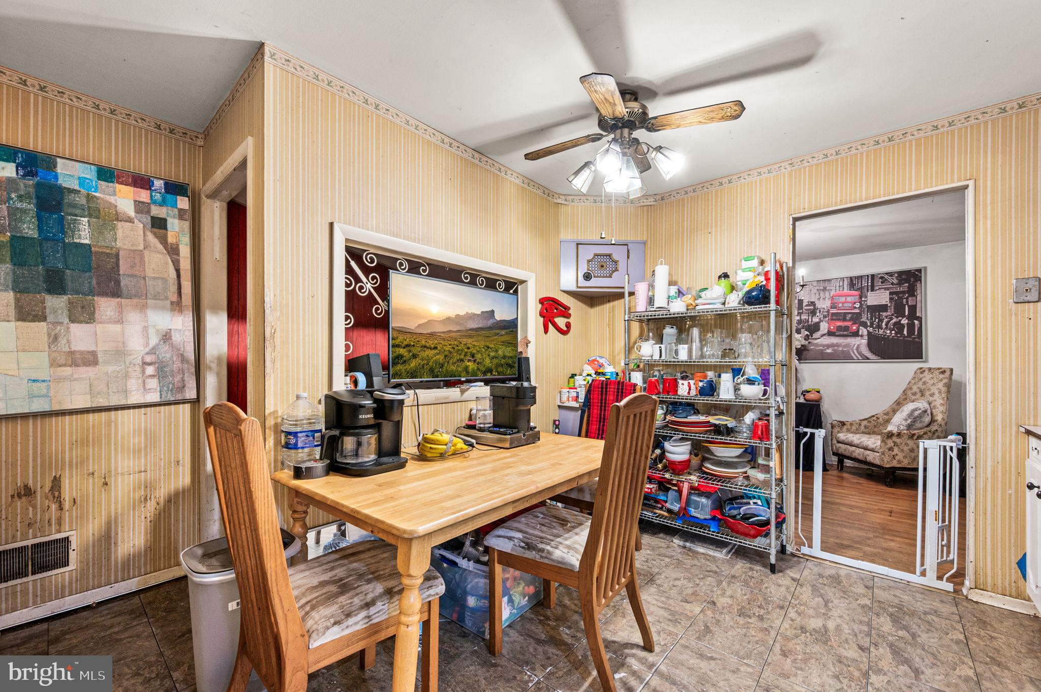 NORTH HILLS - Residential