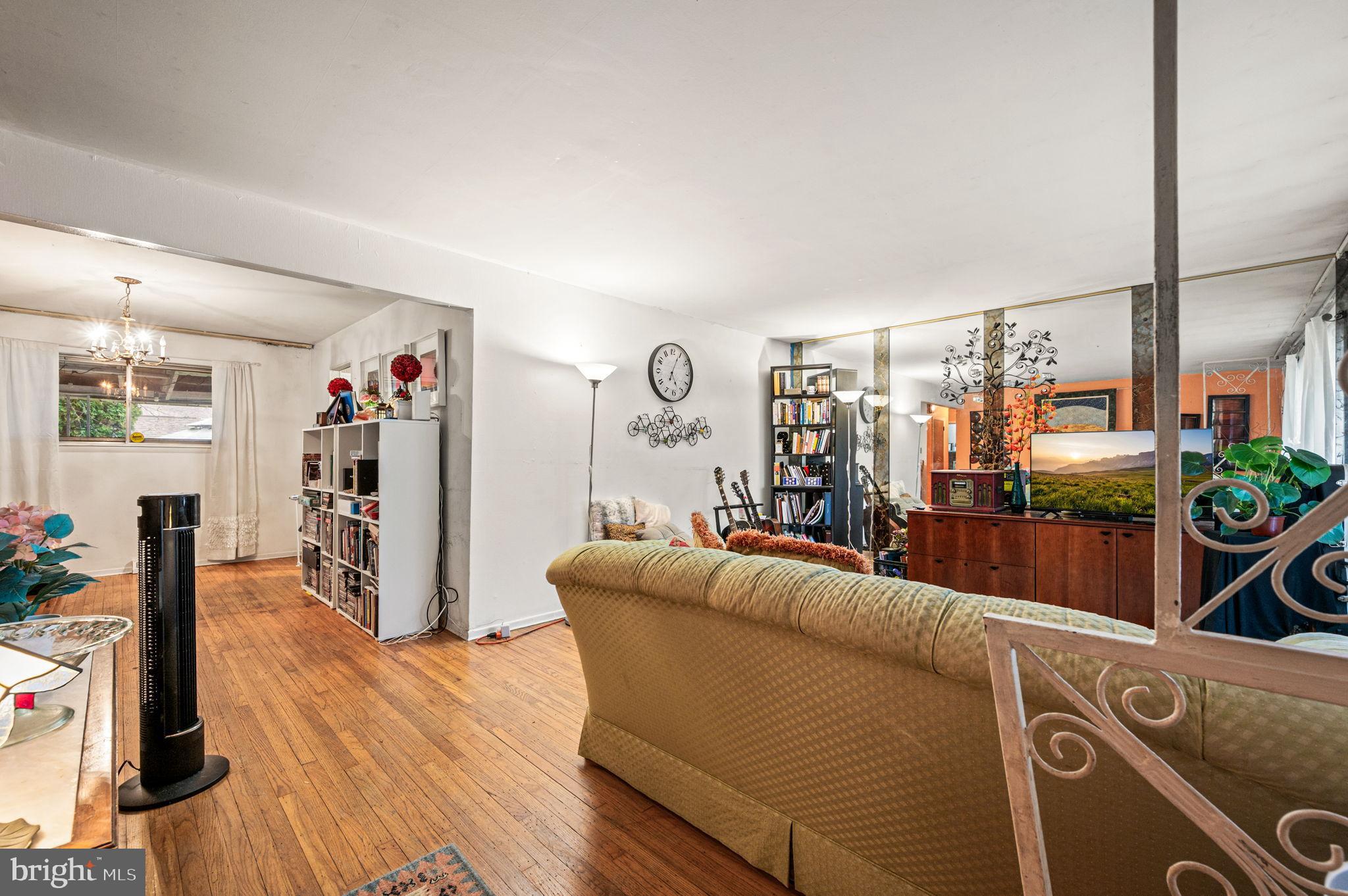 NORTH HILLS - Residential