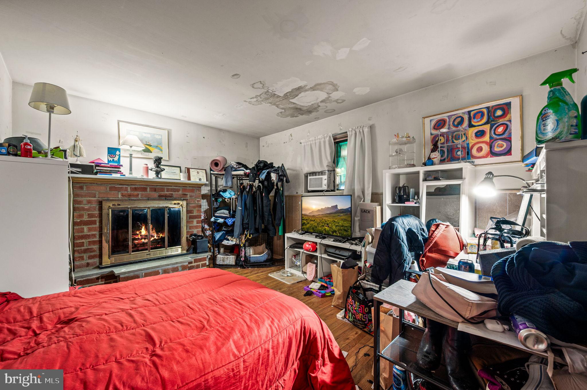 NORTH HILLS - Residential