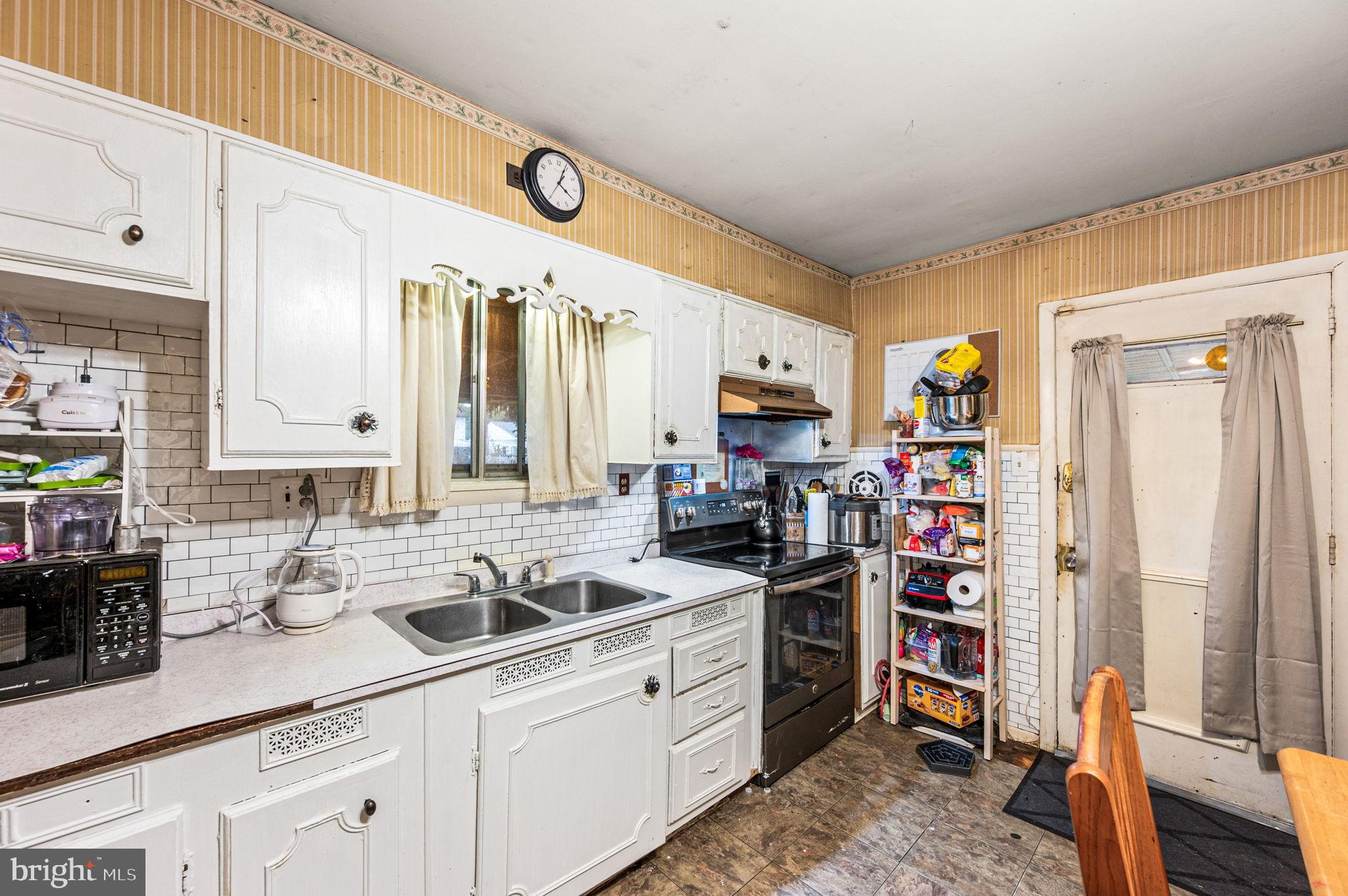 NORTH HILLS - Residential