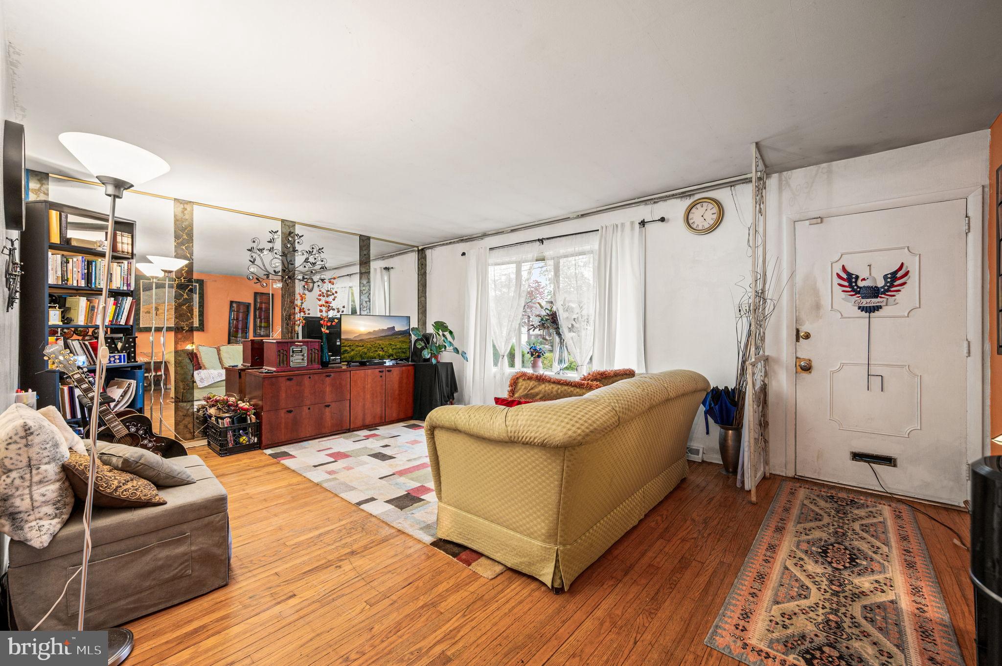 NORTH HILLS - Residential