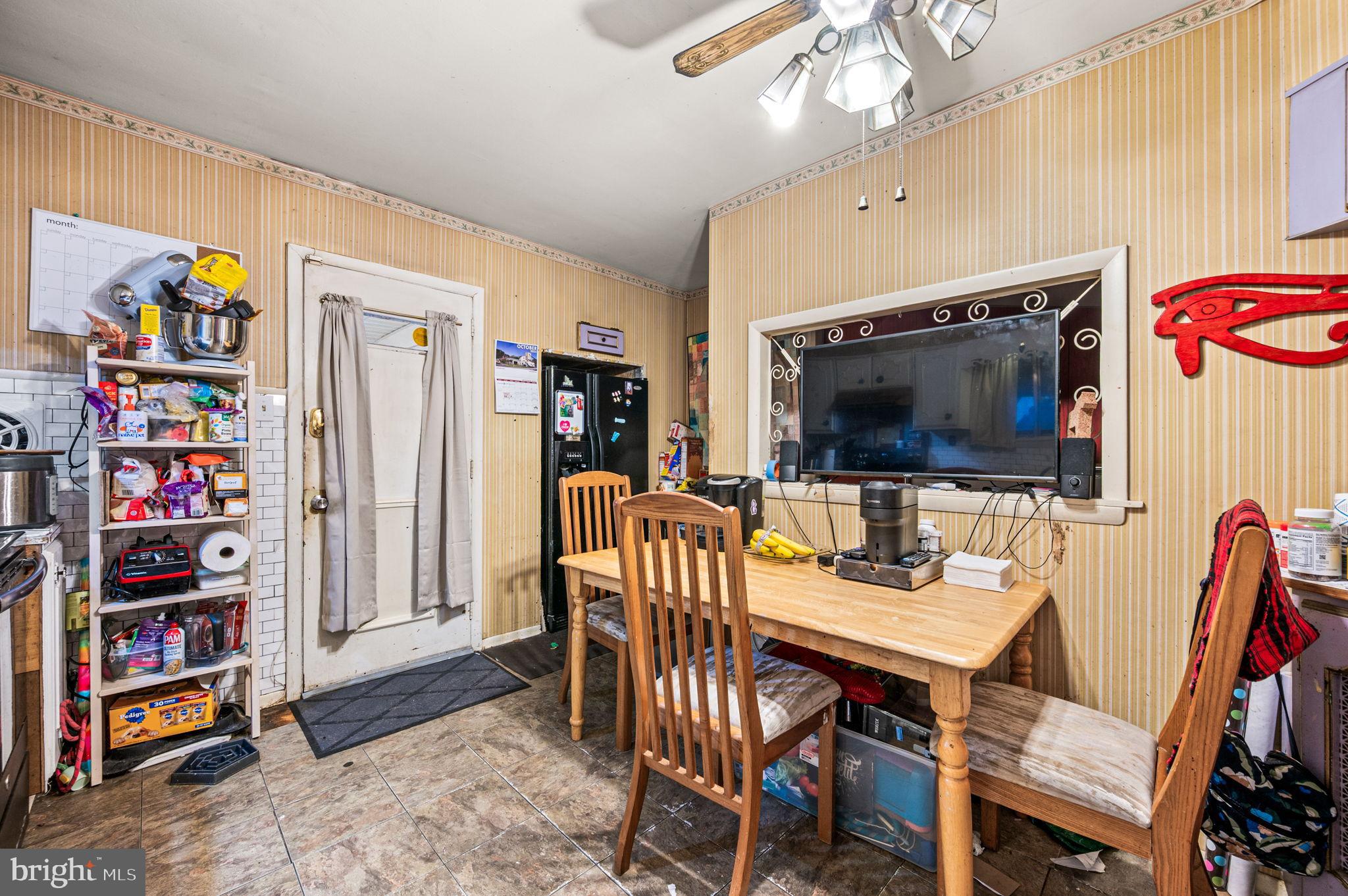 NORTH HILLS - Residential