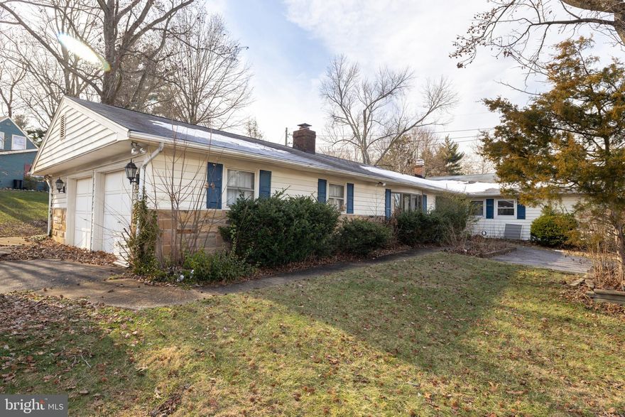 MULTIPLE OFFERS! NO MORE SHOWINGS! THANKS! Opportunity Knocks  Wonderful 2018 sq. Ft. 3 bedrooms 2 full baths 2 car Garage home. Sellers’s loss your gain. Sold strictly As-IS, CASH ONLY & PROOF OF FUNDS must be provided when offer is tendered! Excellent Investor Opportunity !