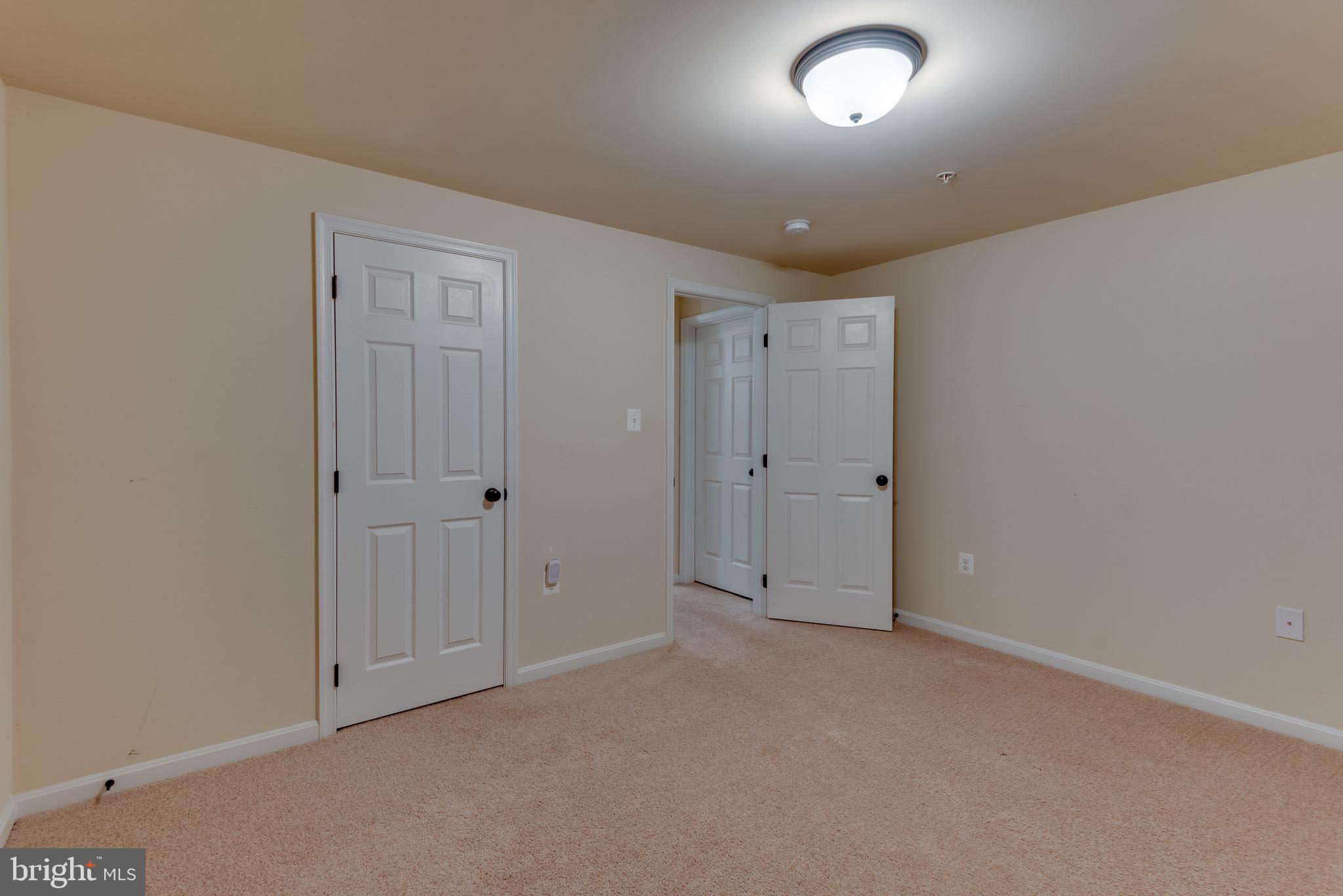 ELIZABETH HILLS PHASE 1 - Residential