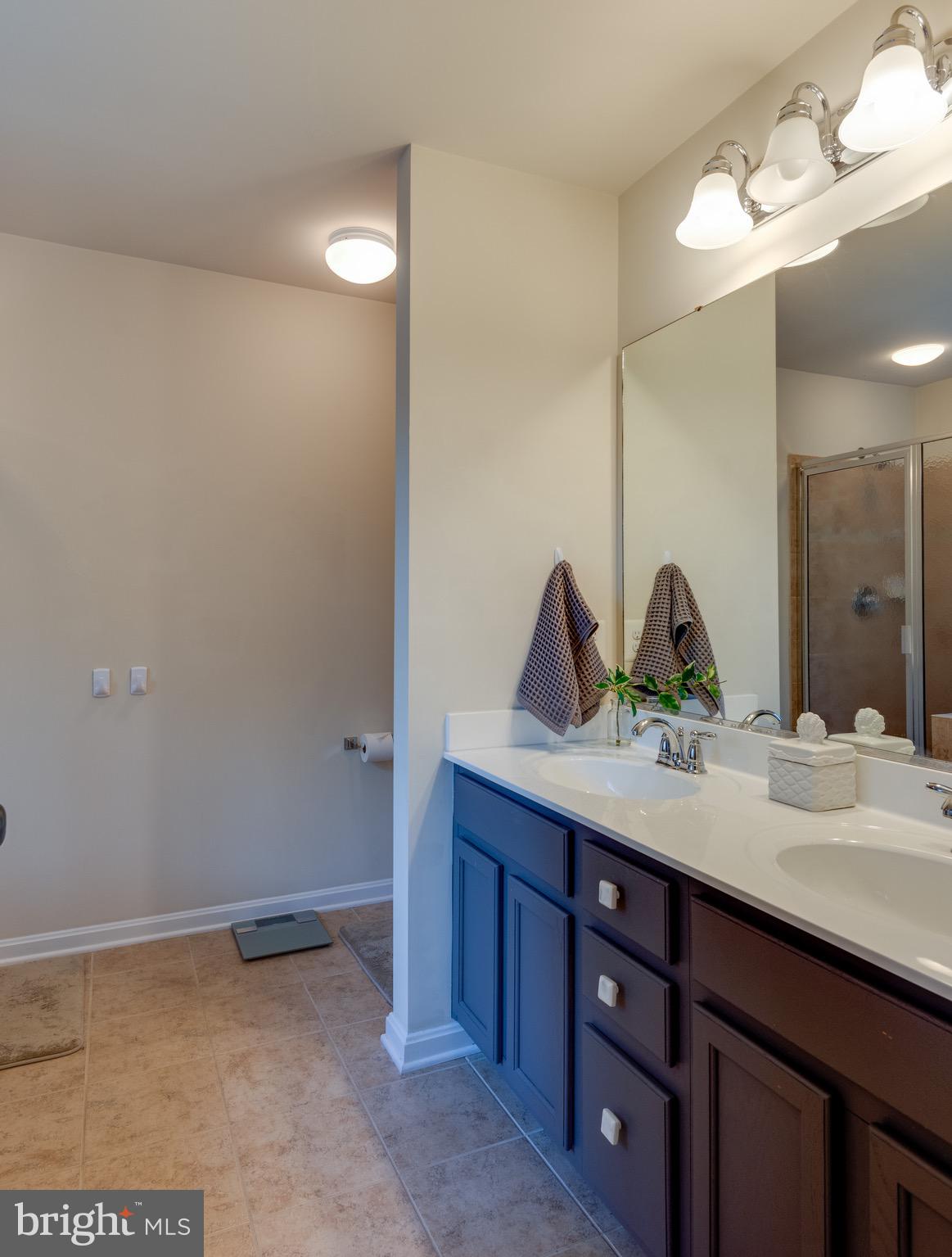 ELIZABETH HILLS PHASE 1 - Residential