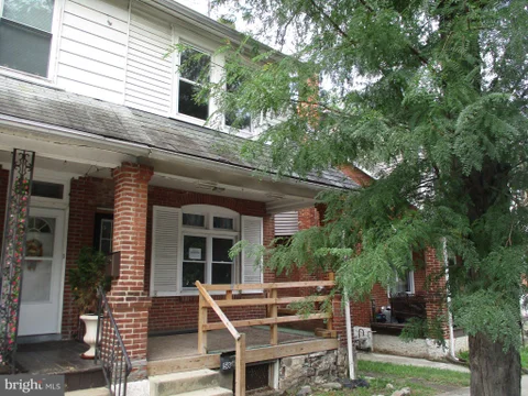 58 W 5th Street, Pottstown, PA 19464 - MLS#: PAMC2190120