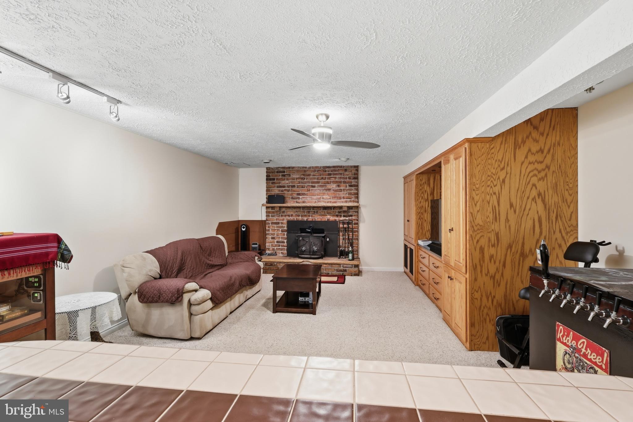 MILL BOTTOM - Residential