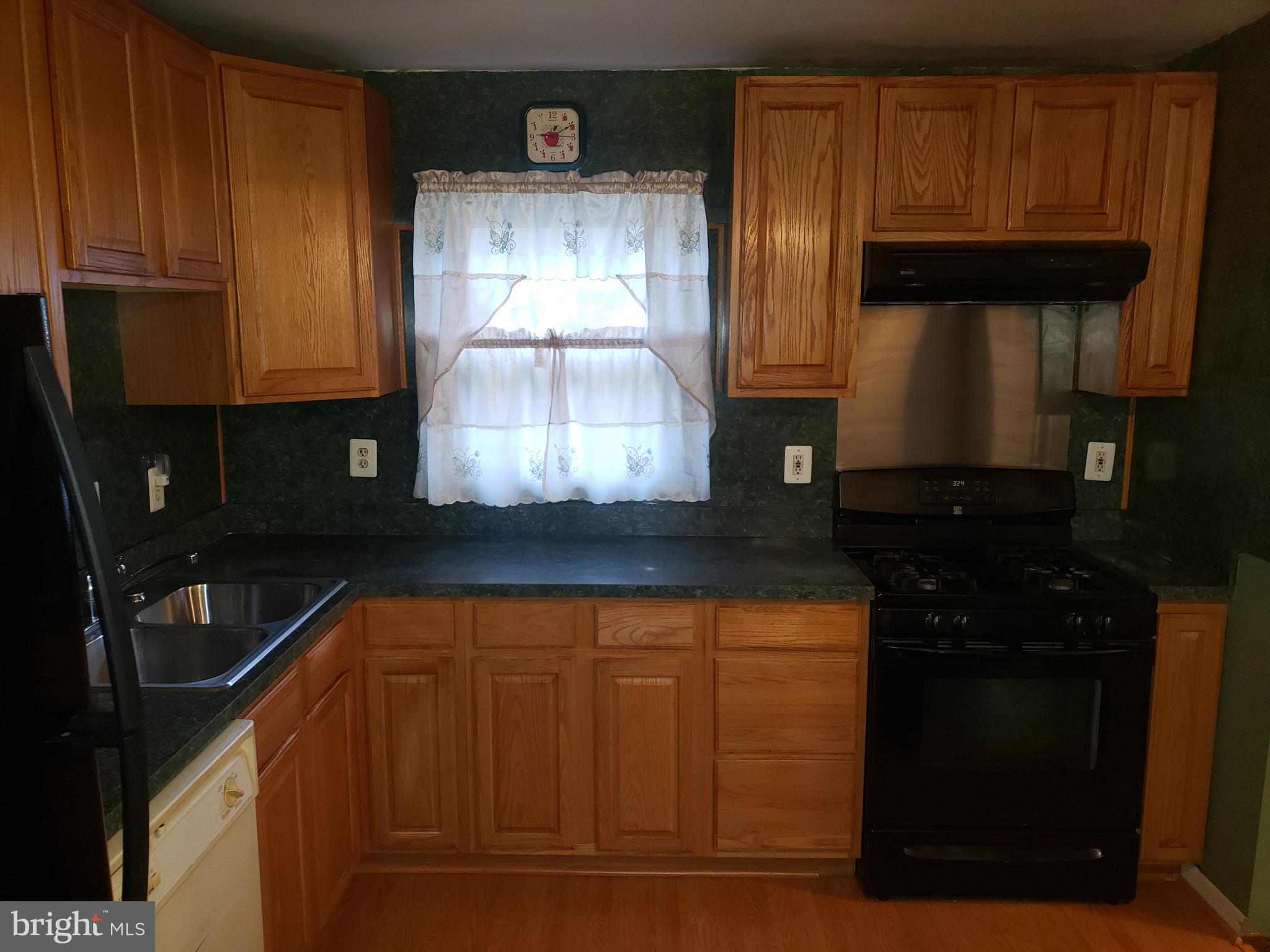 MARLBORO MEADOWS - Residential