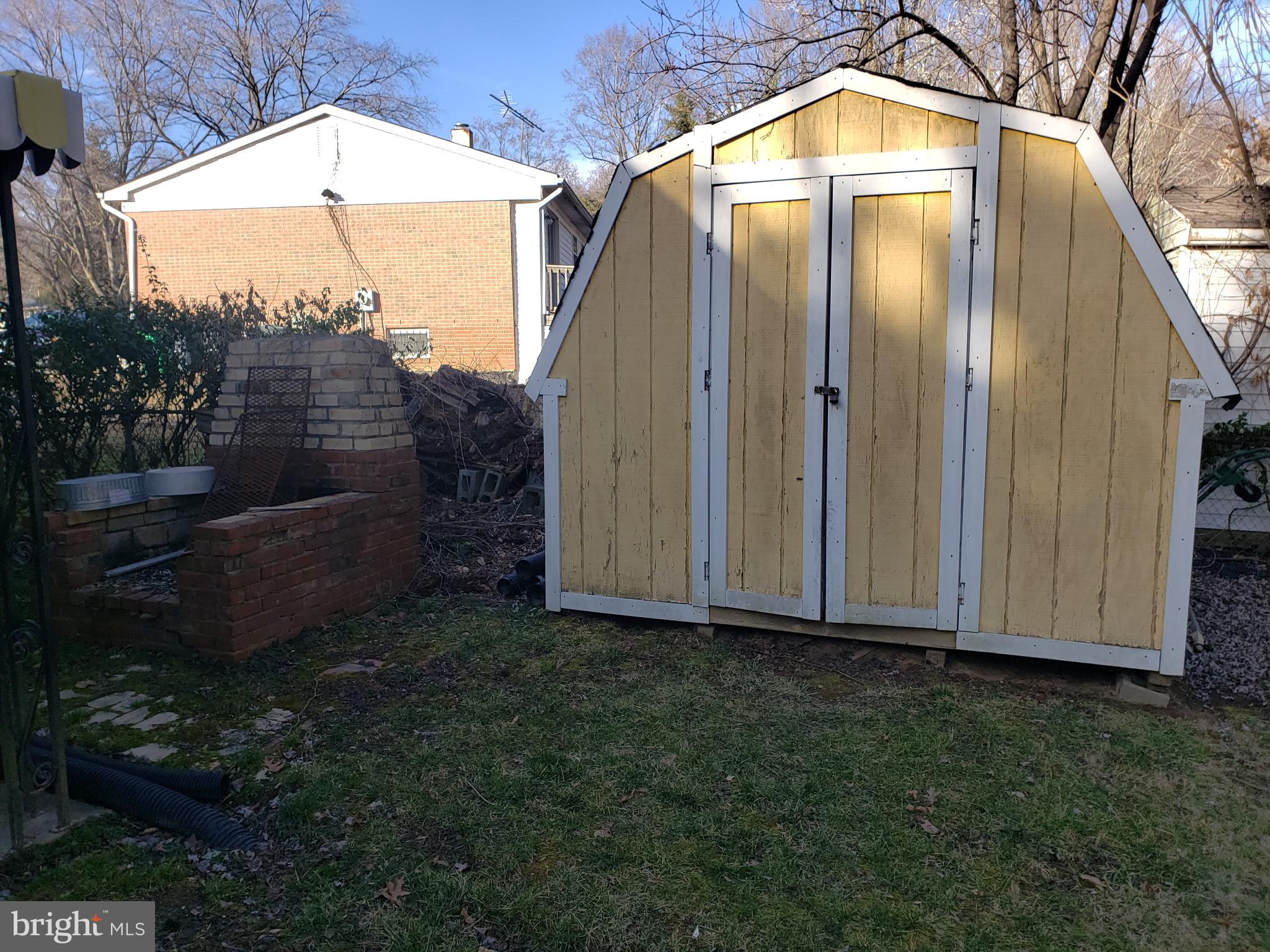 MARLBORO MEADOWS - Residential