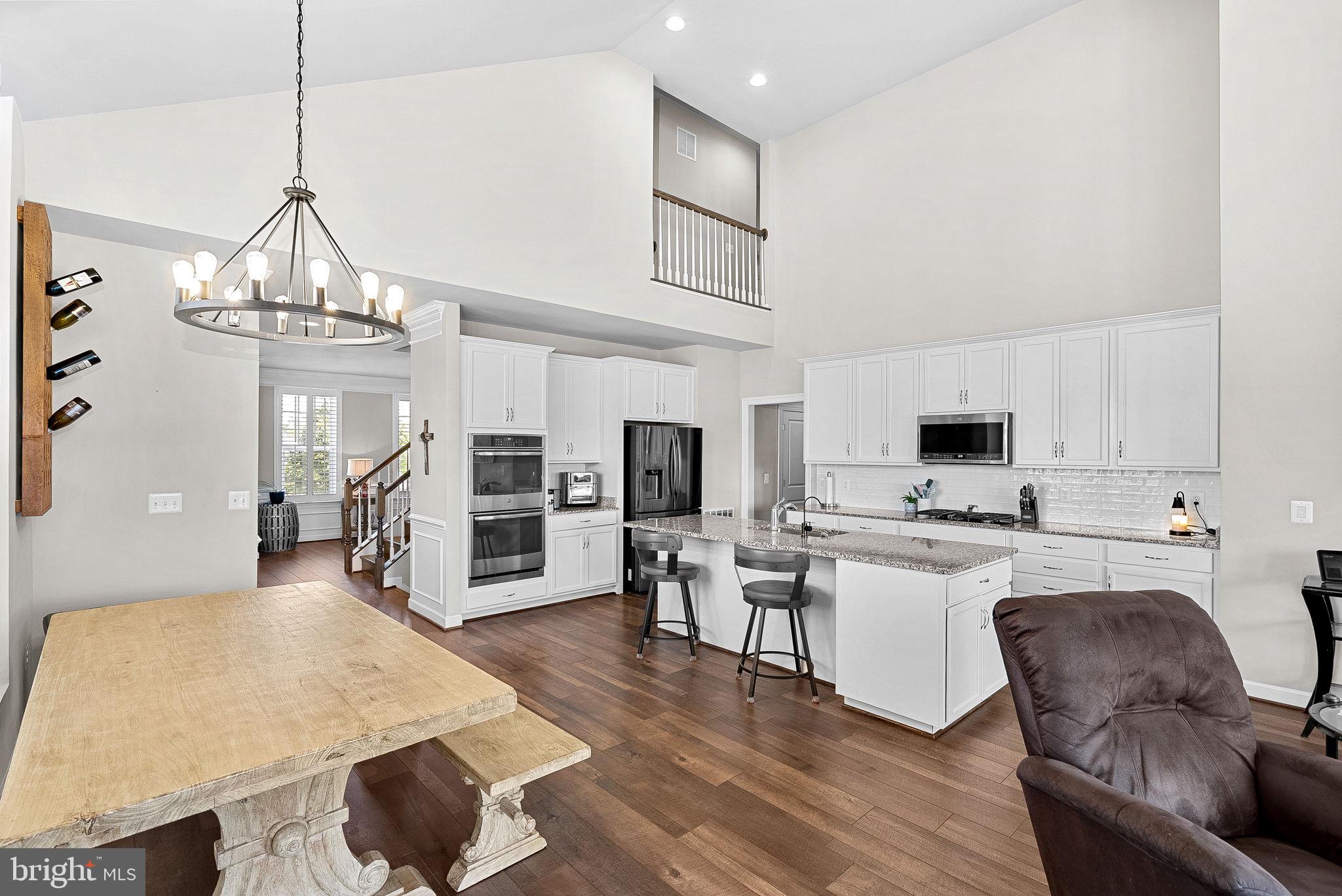 THE BLUFFS AT SLEETER LAKE - Residential