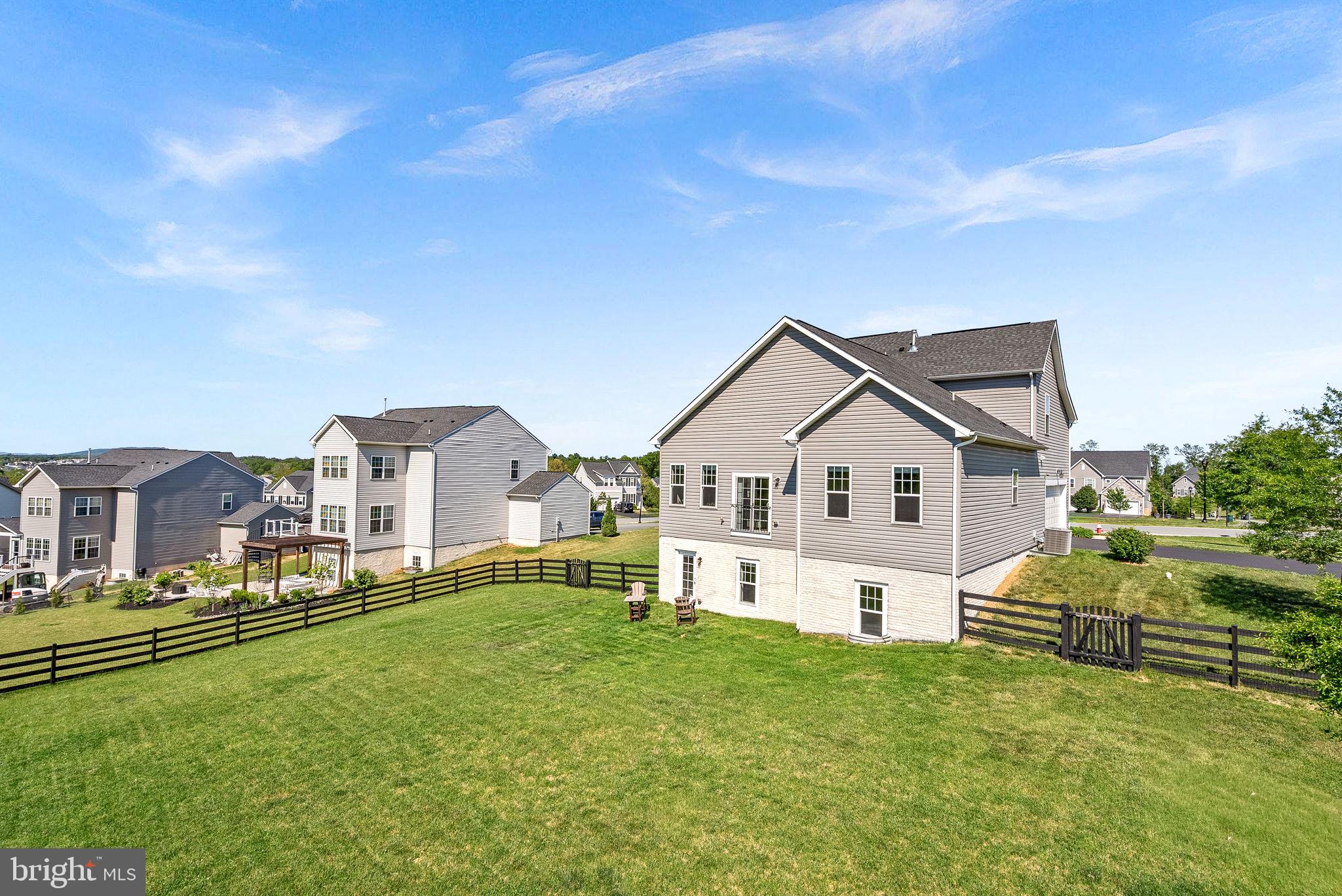 THE BLUFFS AT SLEETER LAKE - Residential