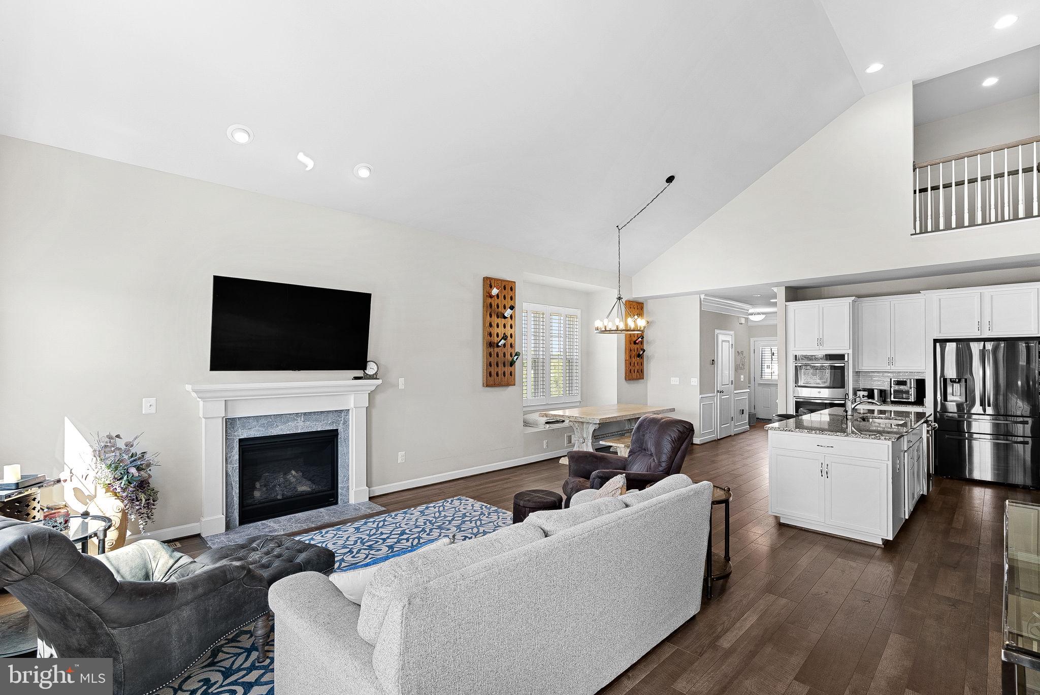 THE BLUFFS AT SLEETER LAKE - Residential
