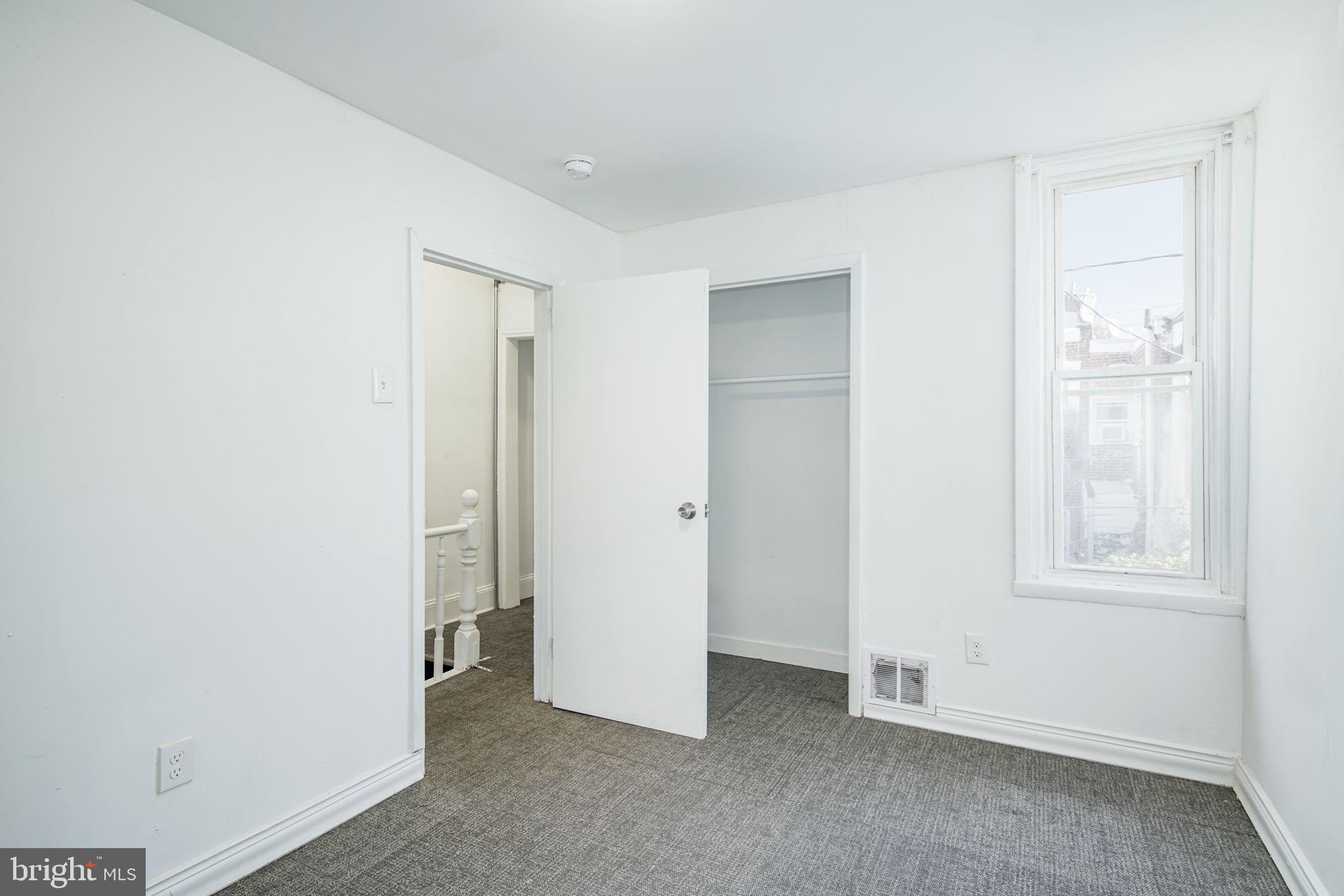 KENSINGTON - Residential