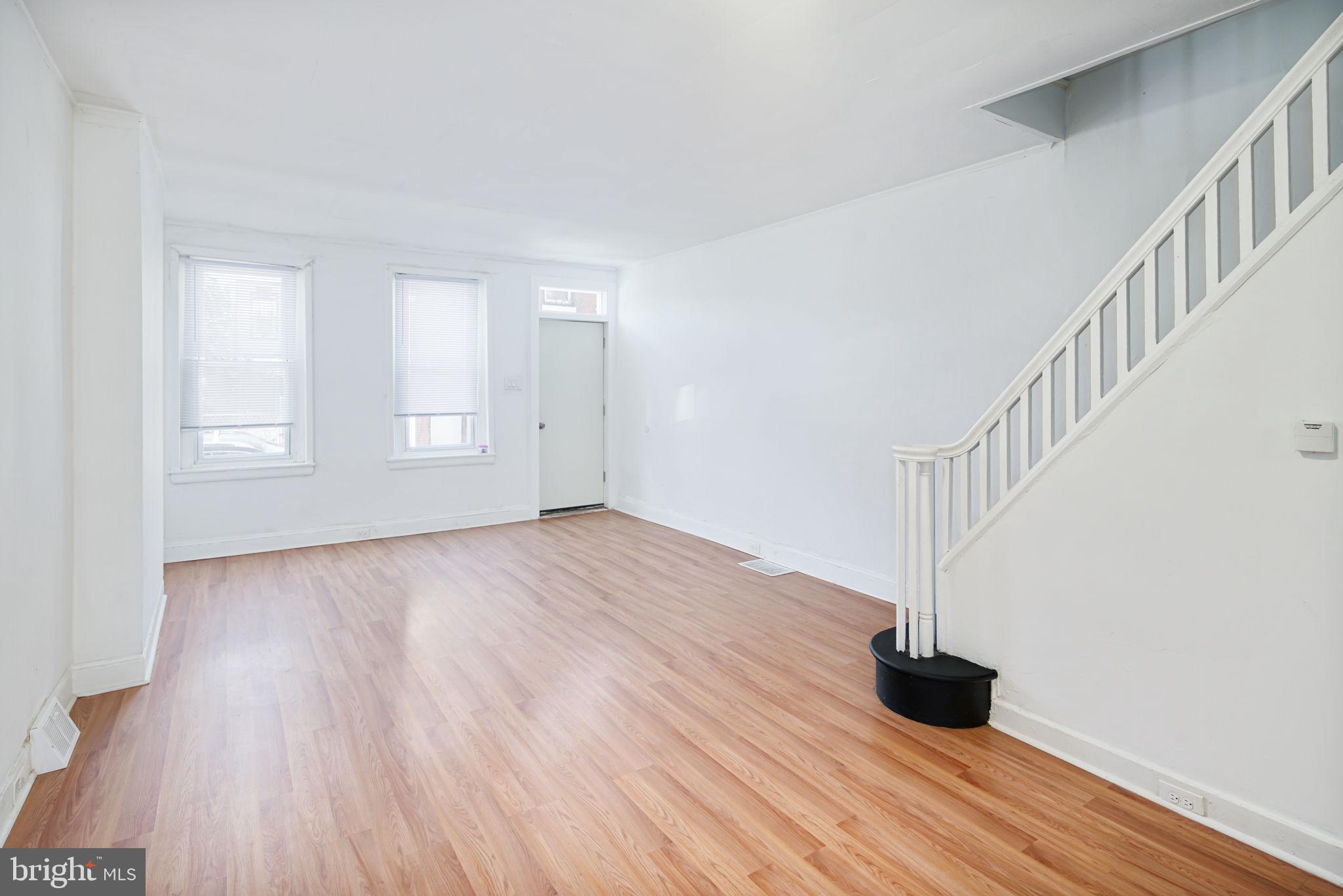 KENSINGTON - Residential