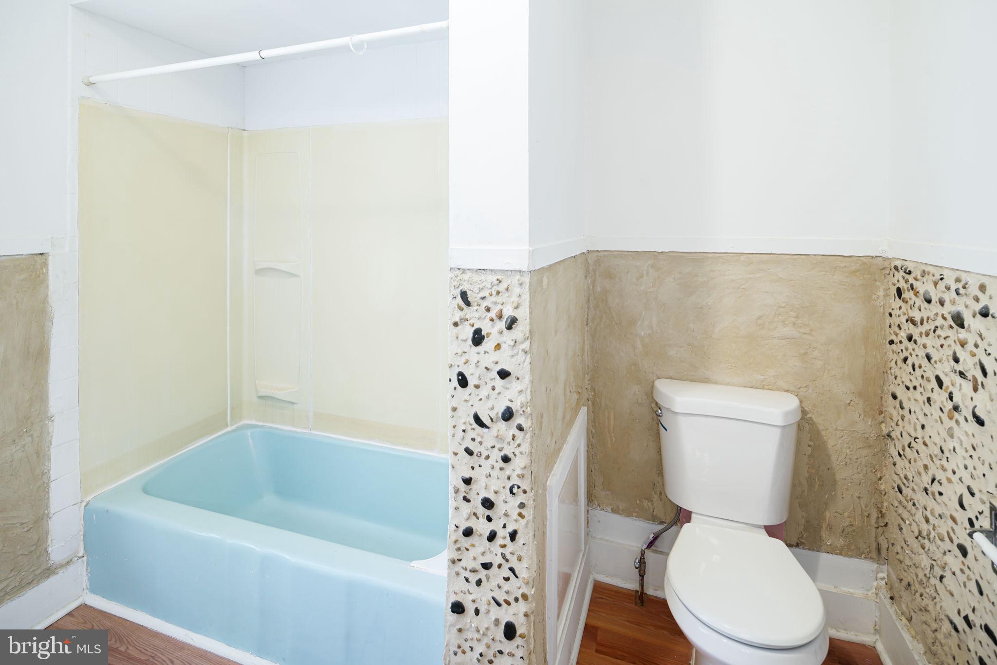 KENSINGTON - Residential