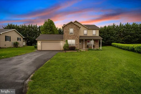 192 Antietam Drive, Waynesboro, PA MLS: PAFL2027342