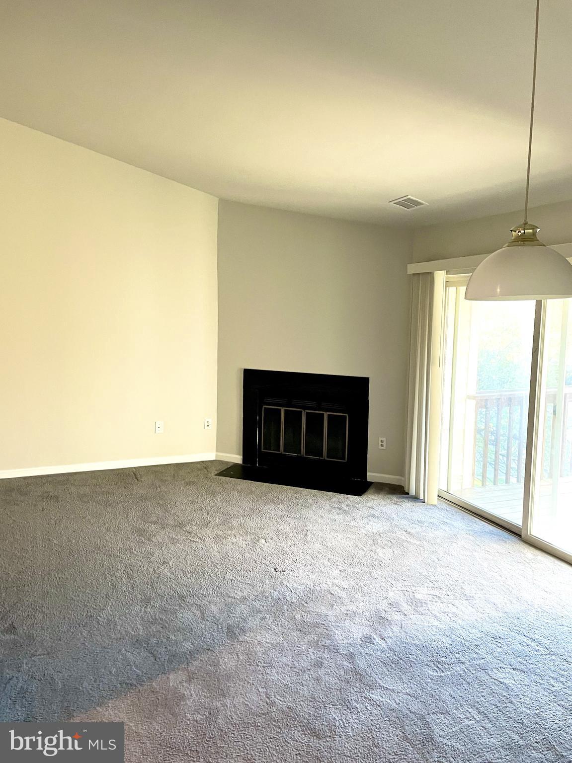 CROMWELL FOUNTAIN - Residential Lease