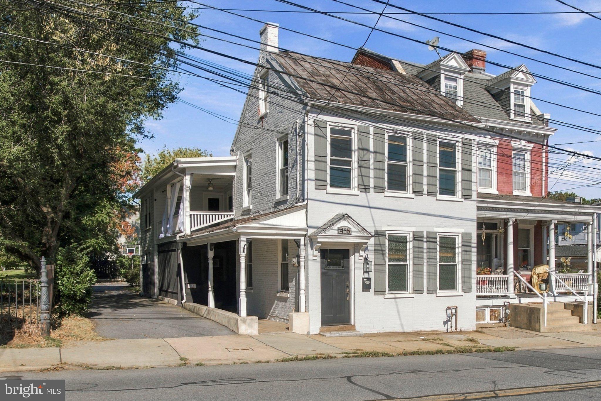 435 NEW HOLLAND AVENUE