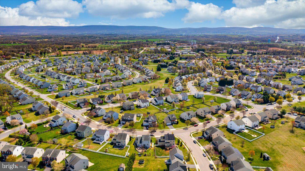 WESTFIELDS - Residential